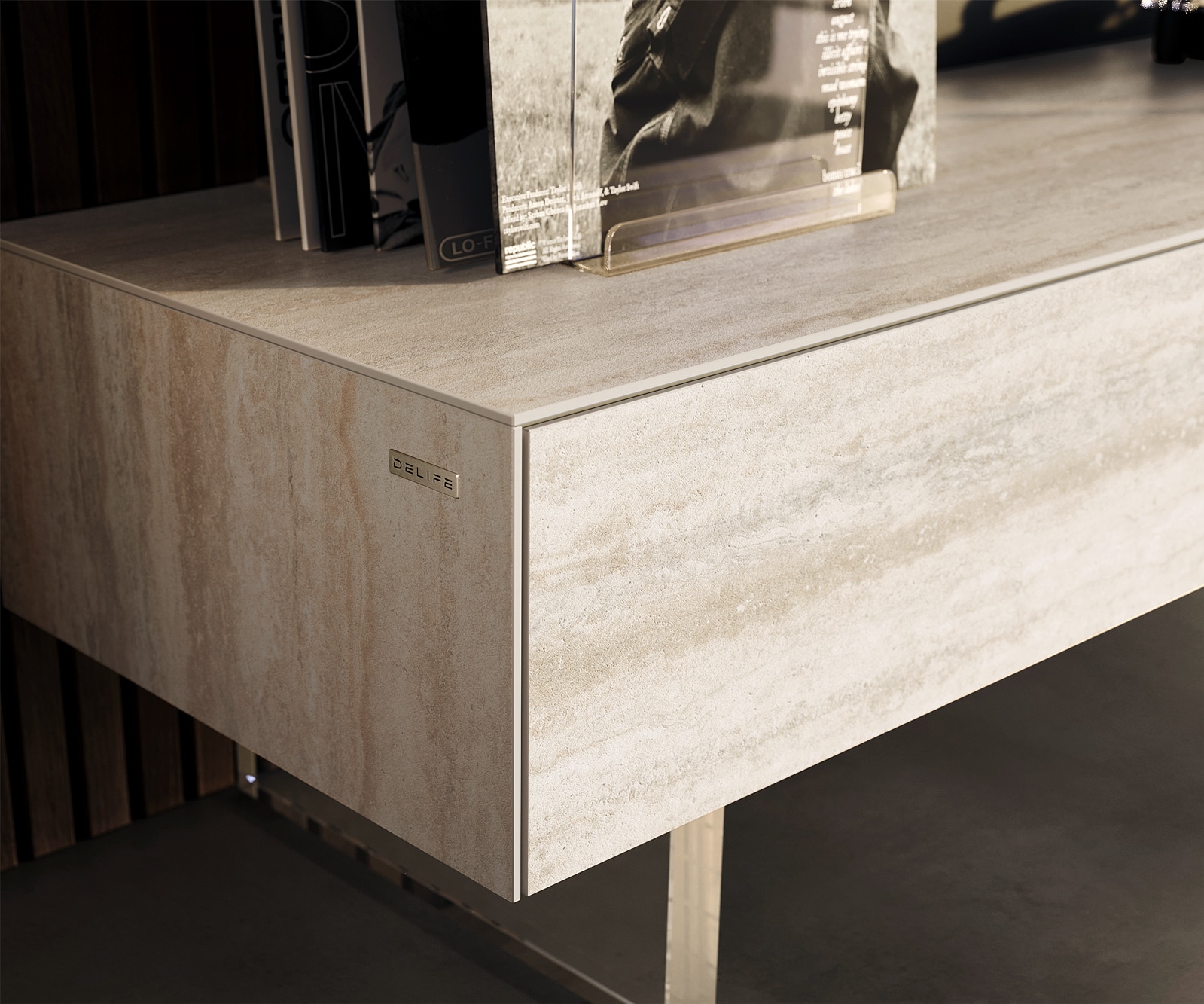Meuble-TV Cuor 150 cm Céramique Laminam® Travertino Bianco Crème-blanc 1 Clapet 1 Tiroir Pied optique flottant Verre acrylique 6 Meuble-TV Cuor 150 cm Céramique Laminam® Travertino Bianco Crème-blanc 1 Clapet 1 Tiroir Pied optique flottant Verre acrylique 6