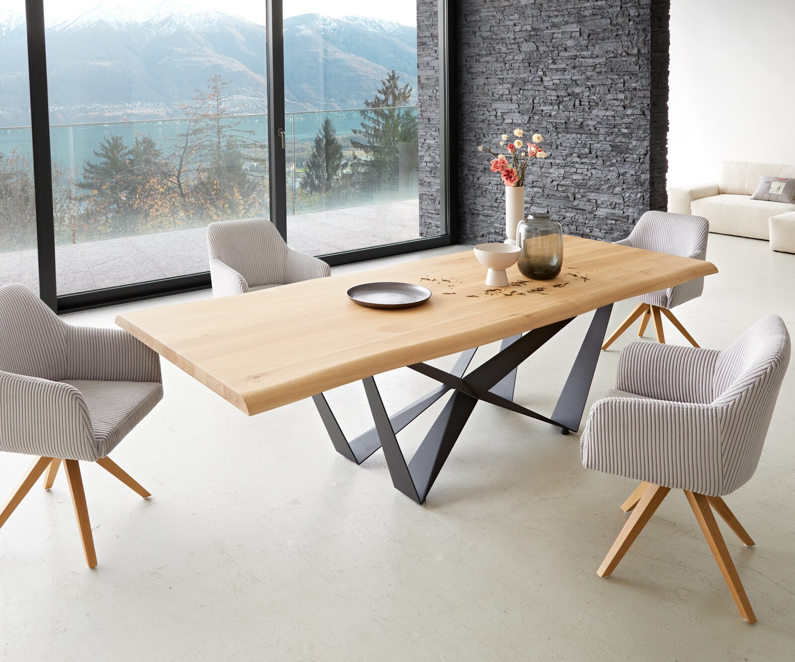 Table à manger Edge 260x100 chêne nature Spider acier plat noir Live-Edge 7