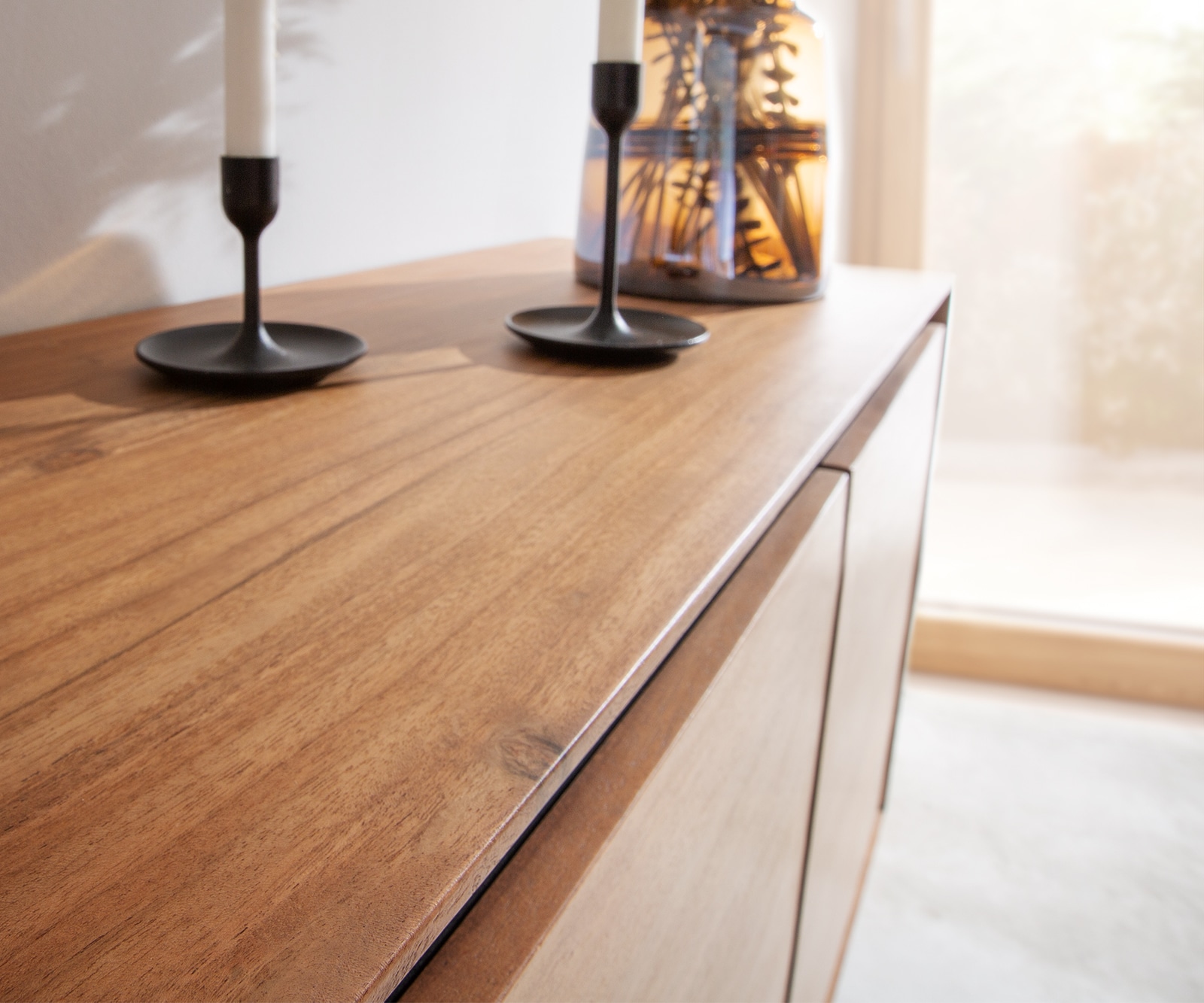 Buffet Stonegrace 145 cm acacia nature 3 portes placage en pierre pieds en V 3 Buffet Stonegrace 145 cm acacia nature 3 portes placage en pierre pieds en V 3