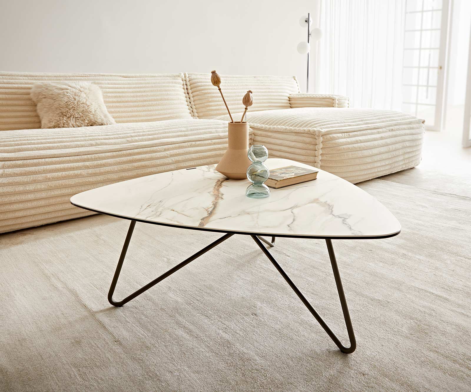 Table basse Ekrem céramique Hairpin piètement