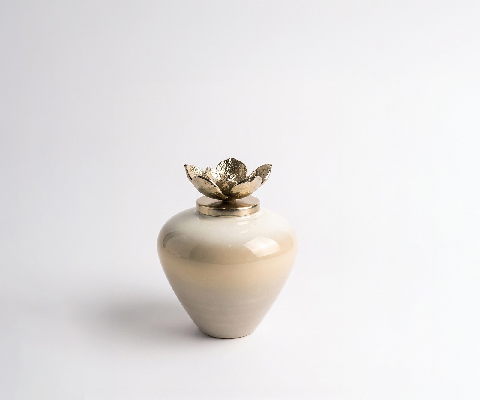 Vase Florena l19 x P19 x H24 cm Verre Vanilla Mokka Fait main