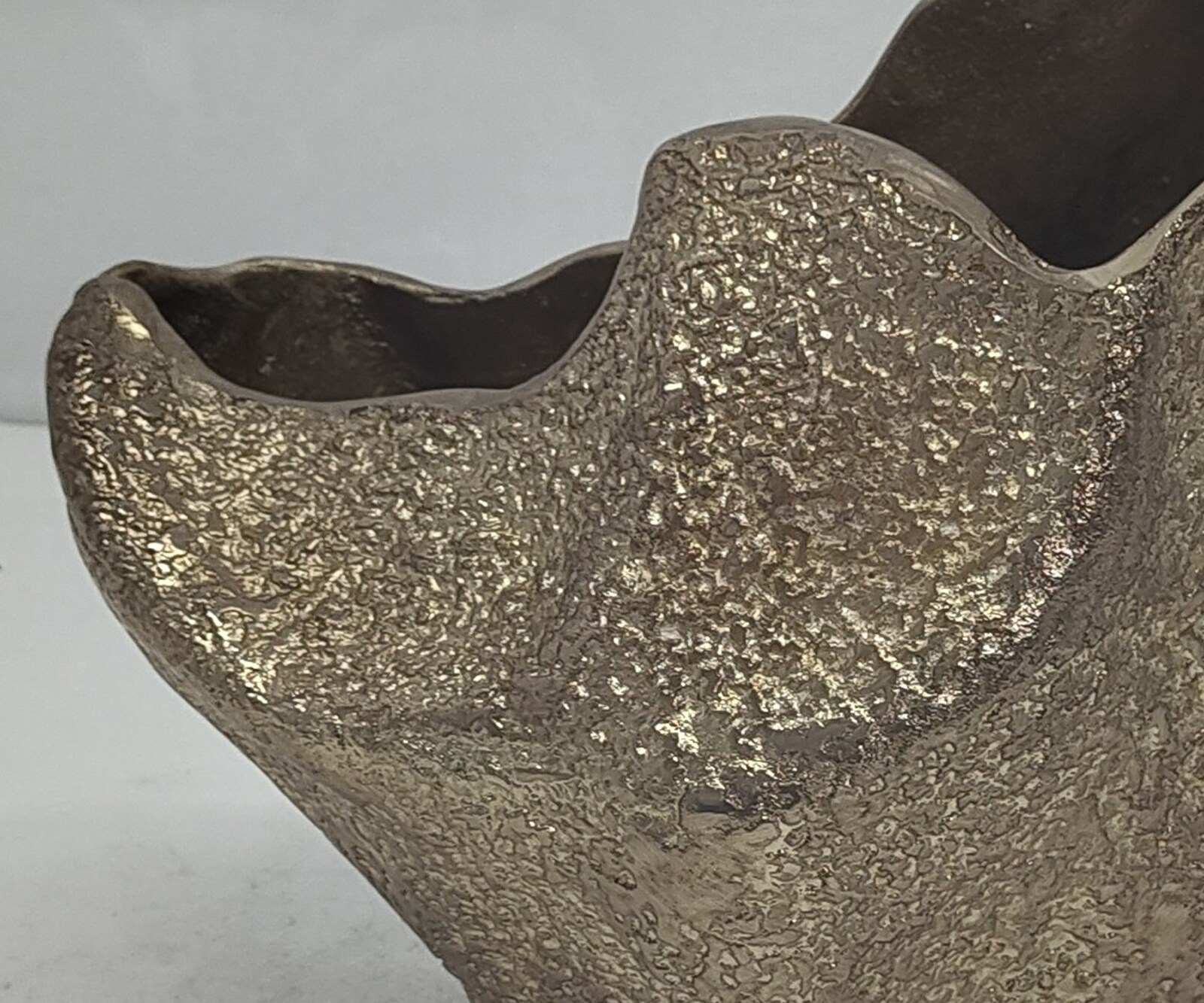 Vase Grotta l31 x P20 x H34 cm Aluminium Champagner Fait main 3