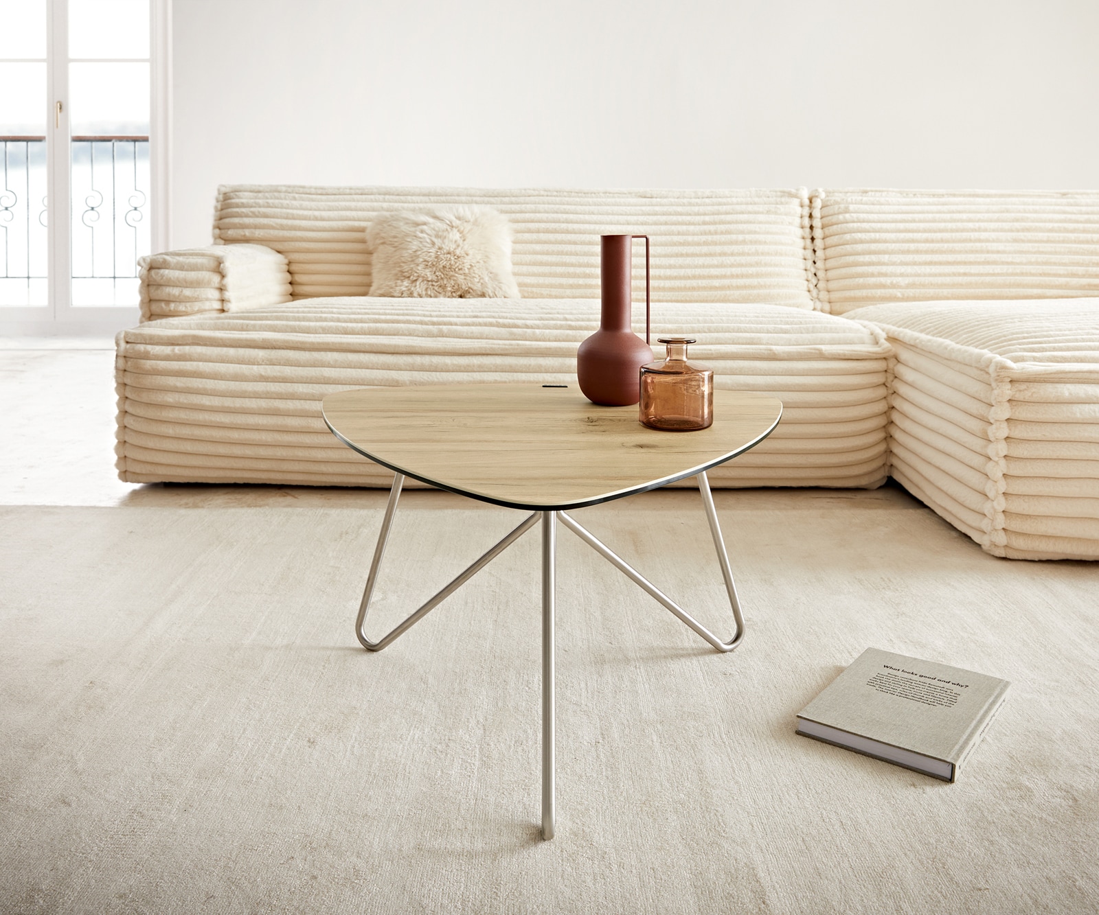 Table-basse Ekrem 65x65 cm céramique Laminam® Sabbia couleur chêne piètement croisé rond acier inoxydable 3