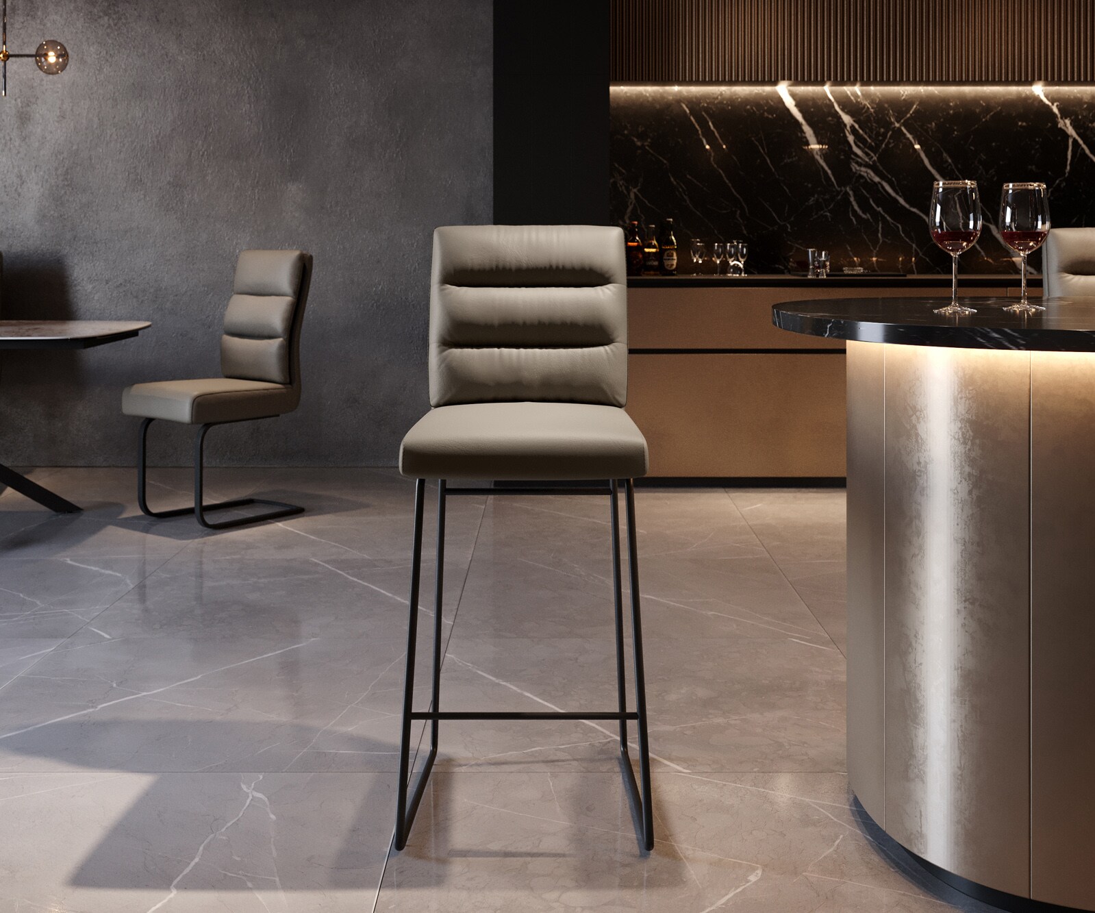 Chaise-de-bar Pela-Flex cuir véritable boue cadre à patins métal noir ressorts ensachés 1
