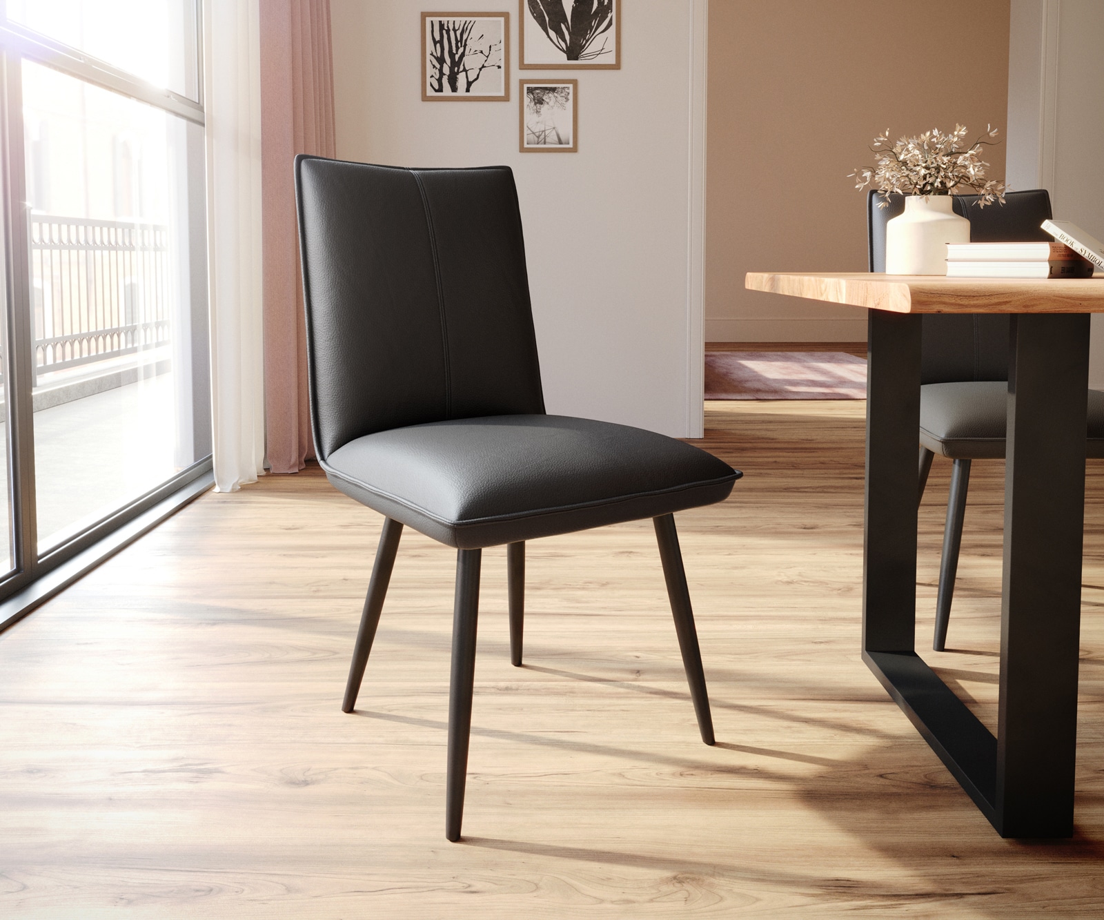 Chaise-de-salle-à-manger Lelio-Flex cuir de vache noir 4 pieds coniques noir ressorts ensachés Chaise-de-salle-à-manger Lelio-Flex cuir de vache noir 4 pieds coniques noir ressorts ensachés