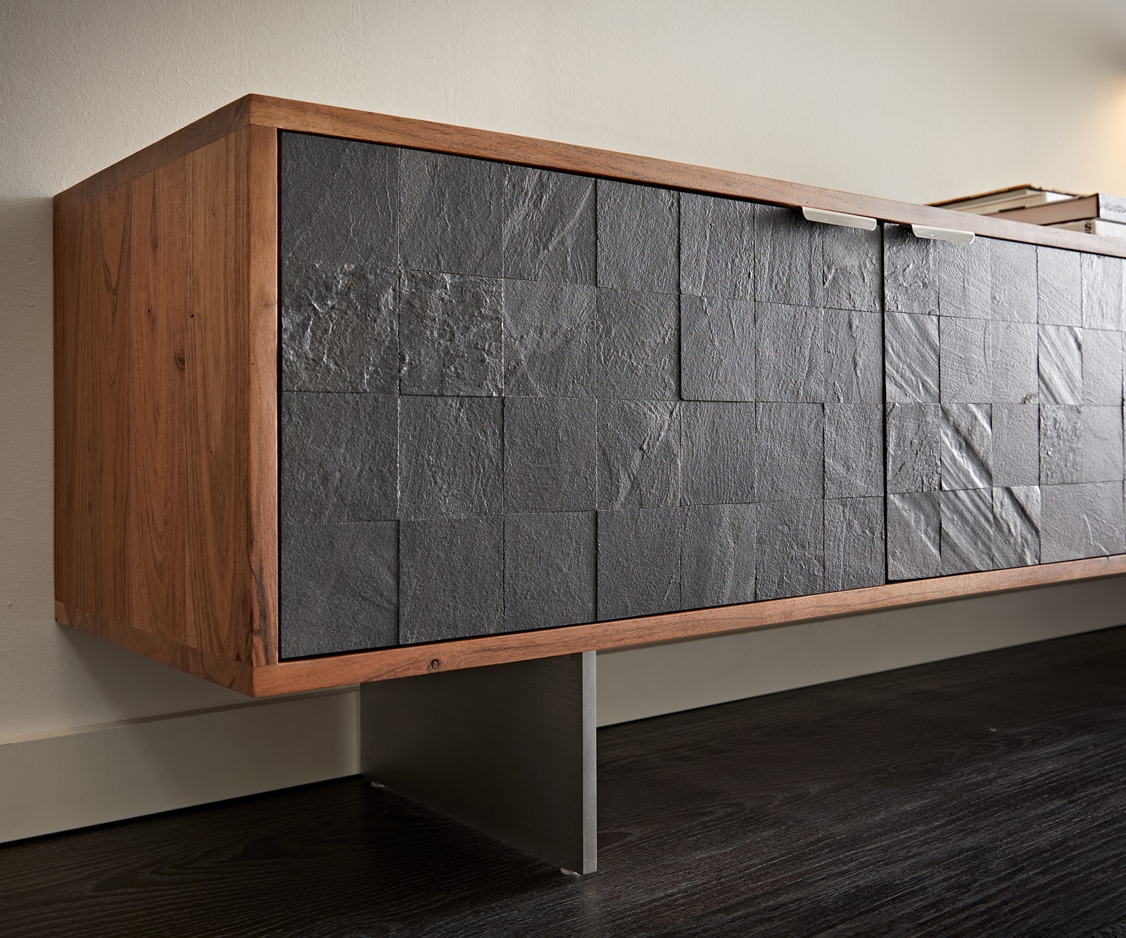 Meuble-TV Teele 200 cm acacia naturel ardoise 4 portes pied flottant inoxydable 6 Meuble-TV Teele 200 cm acacia naturel ardoise 4 portes pied flottant inoxydable 6