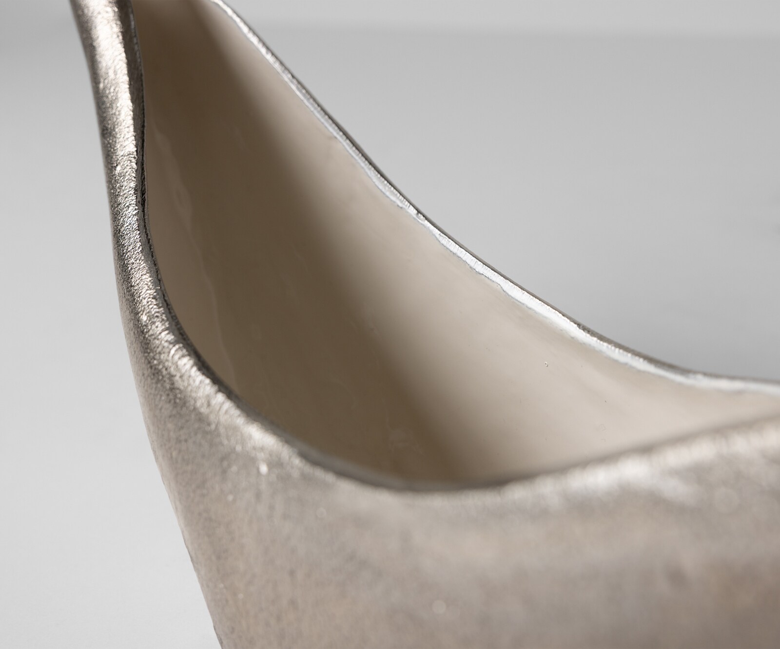 Sculpture Navira l51 x P13 x H20 cm Aluminium Platin Opal Faite main 5