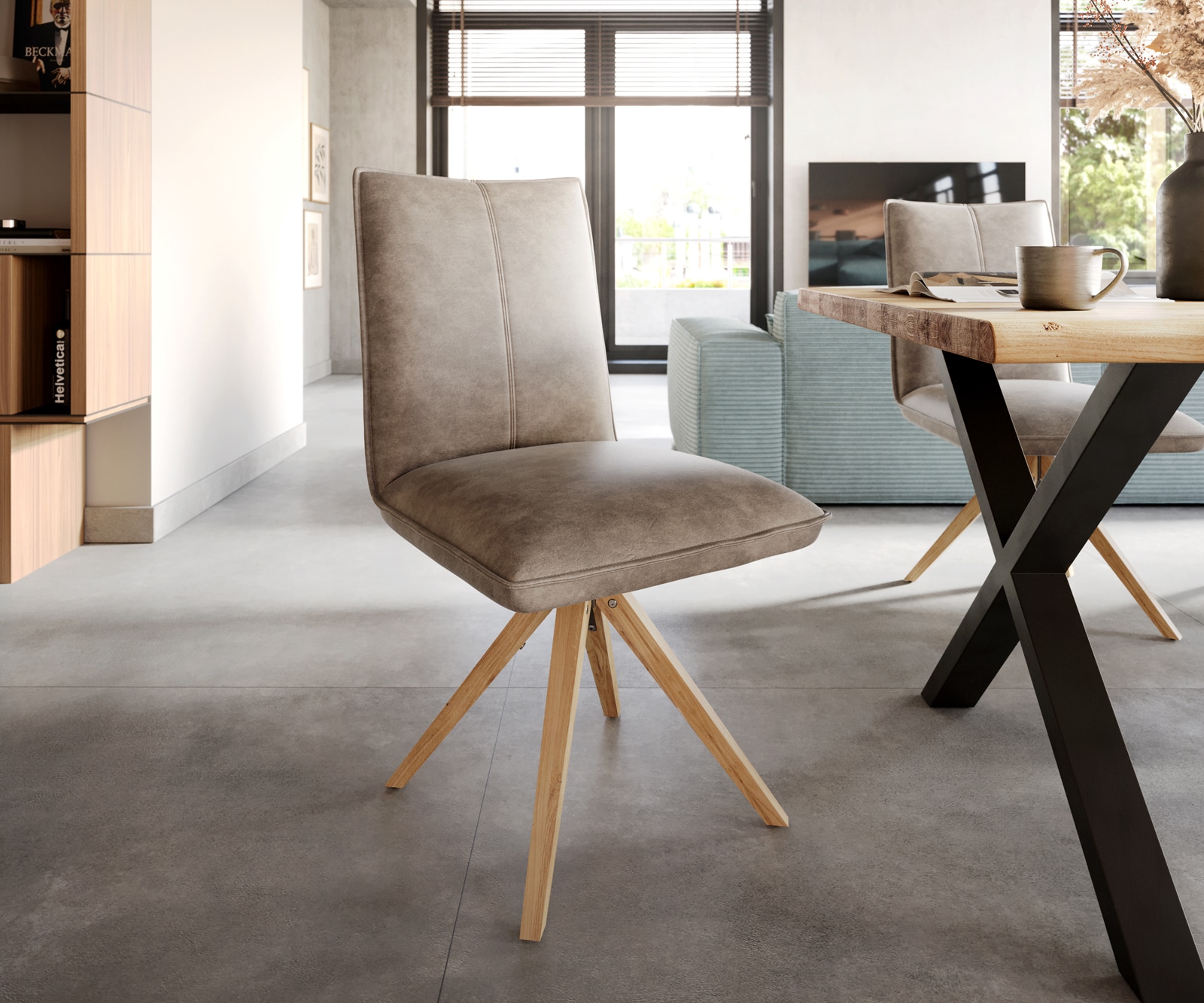 Chaise-de-salle-à-manger Lelio-Flex microvelours taupe vintage pied en bois angulaire naturel ressorts ensachés