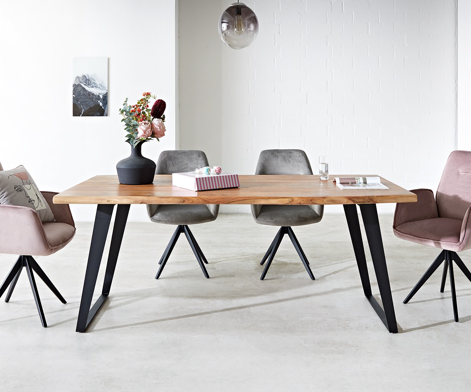 Table-à-manger Edge 180x90 XL acacia nature métal incliné Live-Edge 1 Table-à-manger Edge 180x90 XL acacia nature métal incliné Live-Edge 1