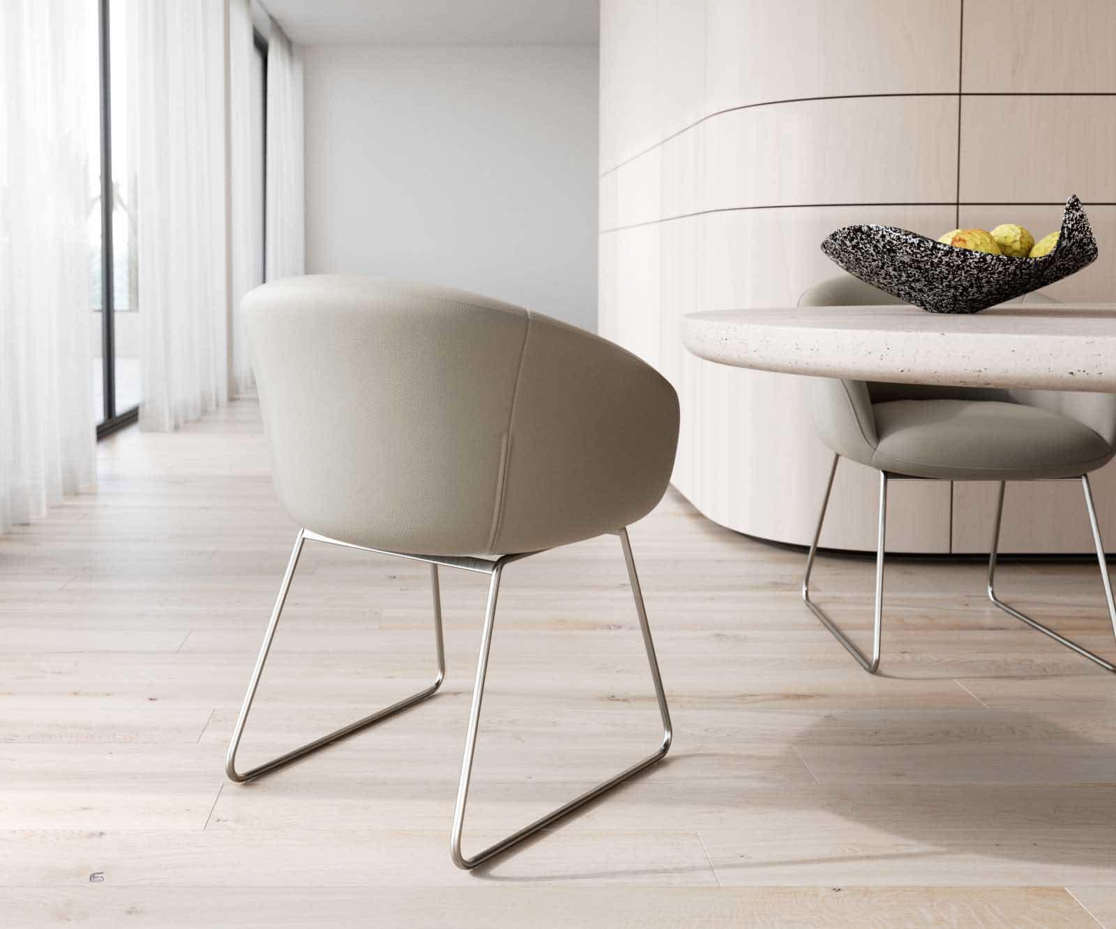 Chaise-de-salle-à-manger Vinka-Flex avec accoudoirs cuir de vache couleur boue pied trapèze acier inoxydable brossé ressorts ensachés 4 Chaise-de-salle-à-manger Vinka-Flex avec accoudoirs cuir de vache couleur boue pied trapèze acier inoxydable brossé ressorts ensachés 4