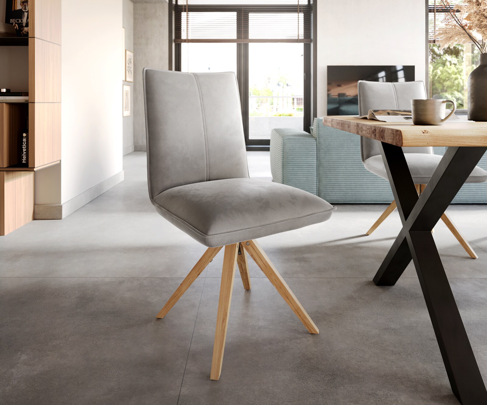 Chaise-de-salle-à-manger Lelio-Flex velours gris pied en bois angulaire naturel ressorts ensachés