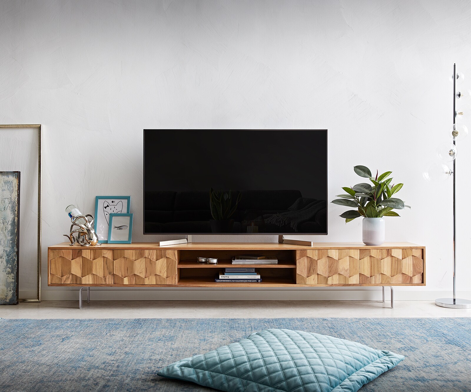 Buffet bas Fevo 240 cm acacia nature 4 portes Pied-L 1