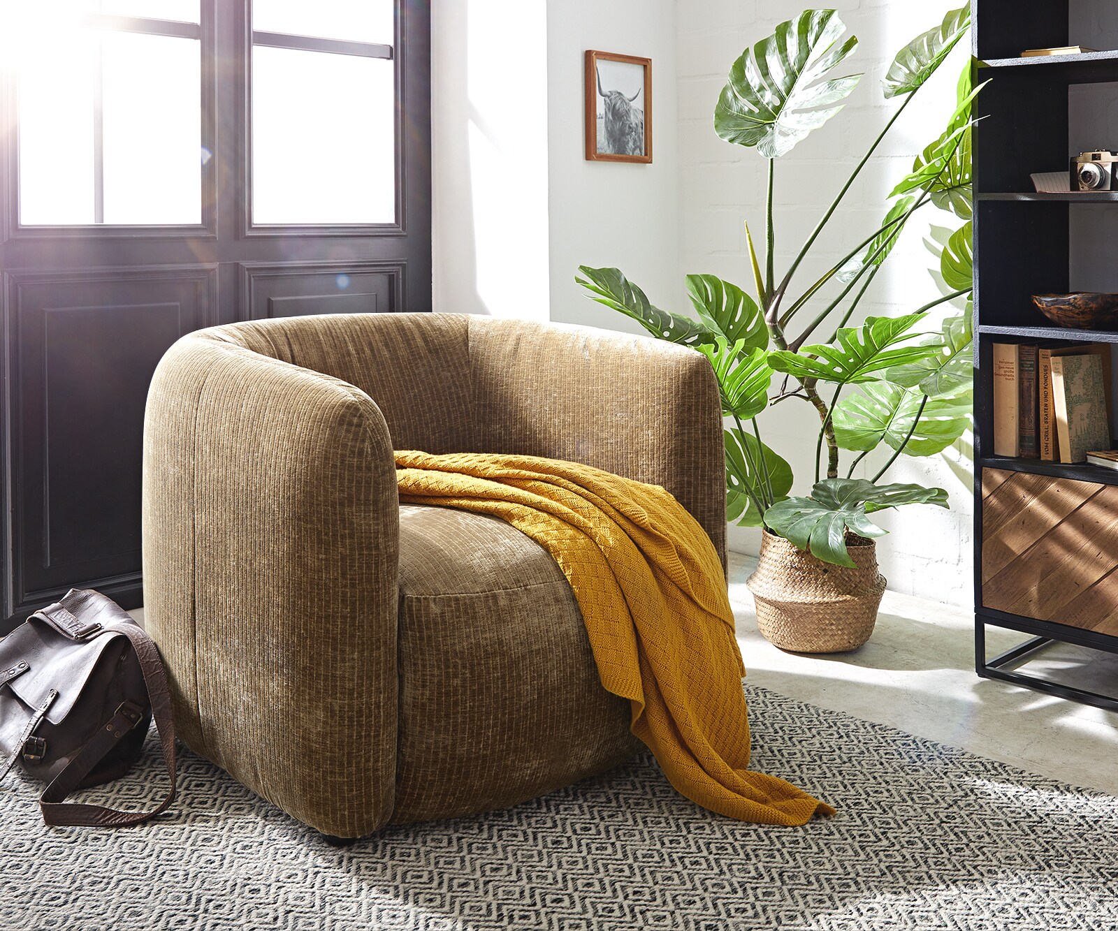 Fauteuil-cocktail Caol 85x85 cm chenille doré