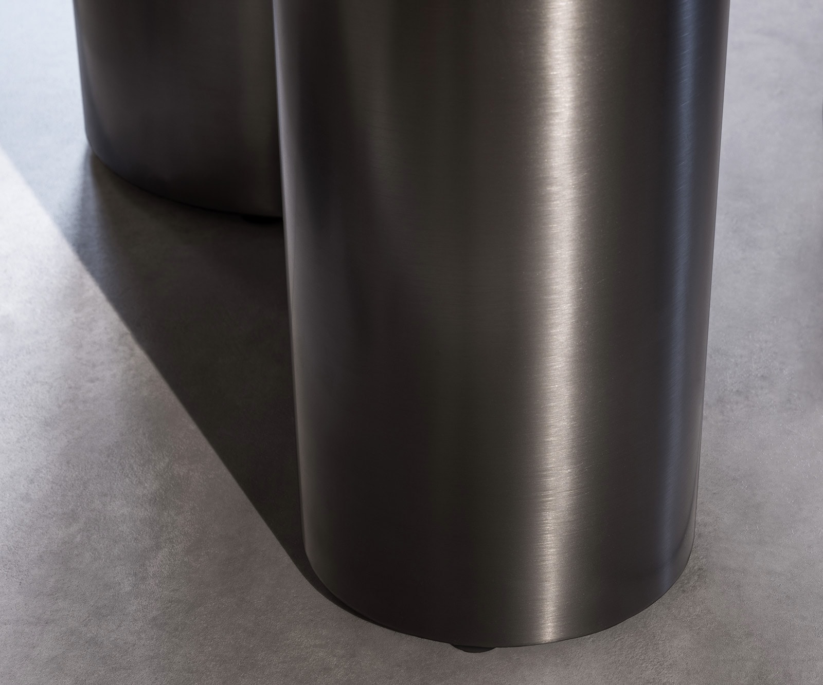 Table à manger Edge 300x100 Céramique Laminam® Sabbia Couleur chêne Troa Acier inoxydable Graphite 6