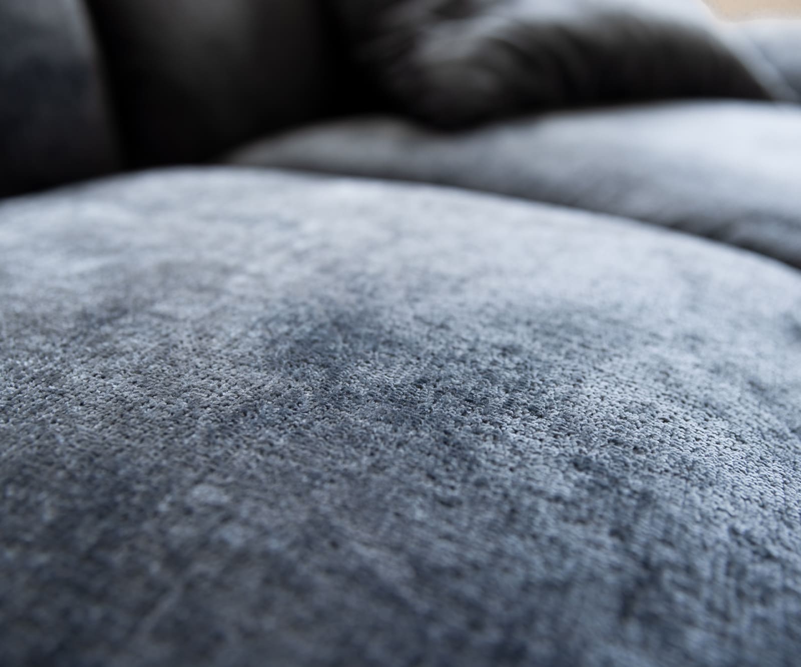 Grand canapé Lunna 360x175 cm chenille bleu 2 coussins 2 Grand canapé Lunna 360x175 cm chenille bleu 2 coussins 2