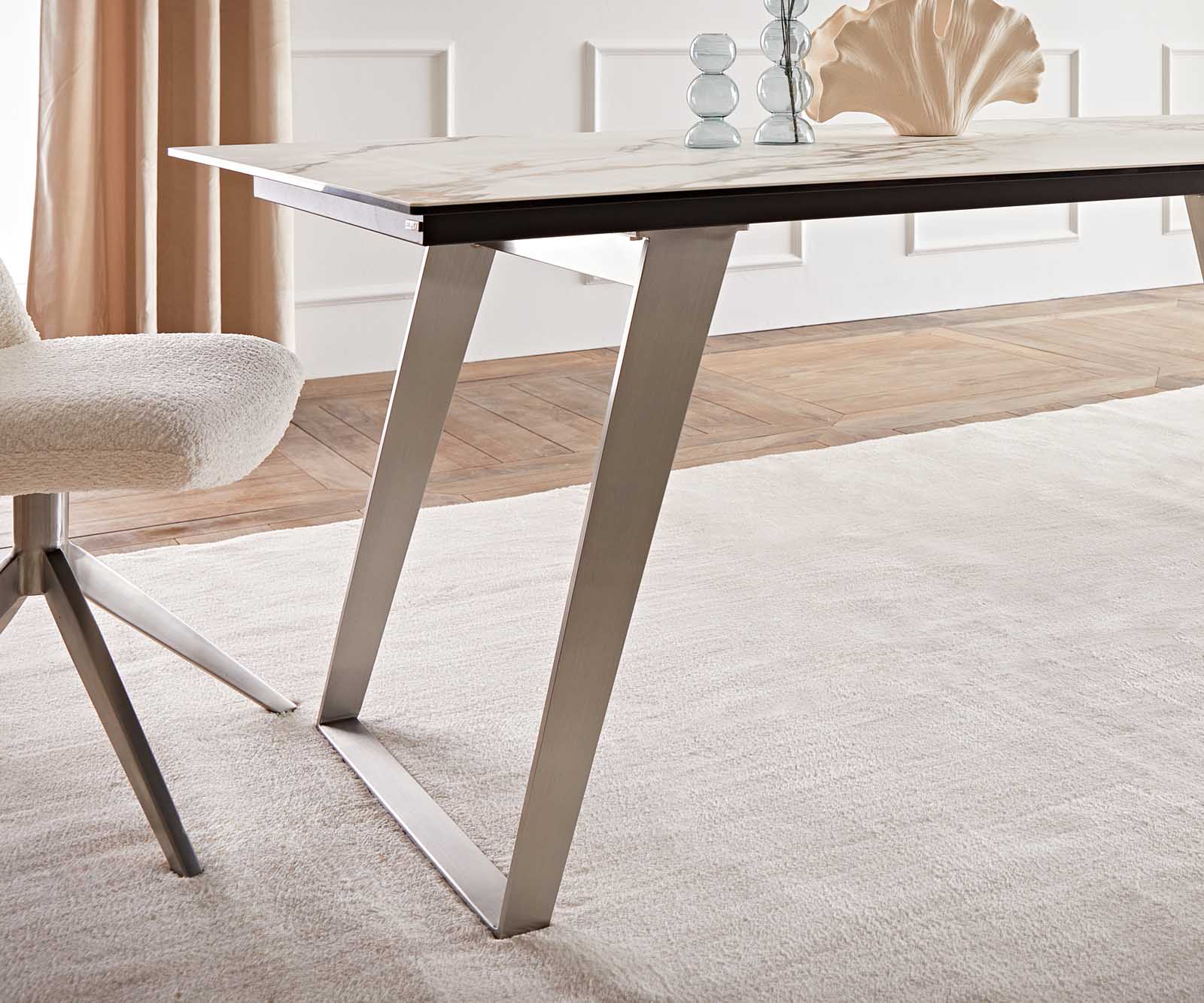 Table à manger Edge 200x100 céramique Calacatta Luxe blanc-doré-gris acier inoxydable incliné 6