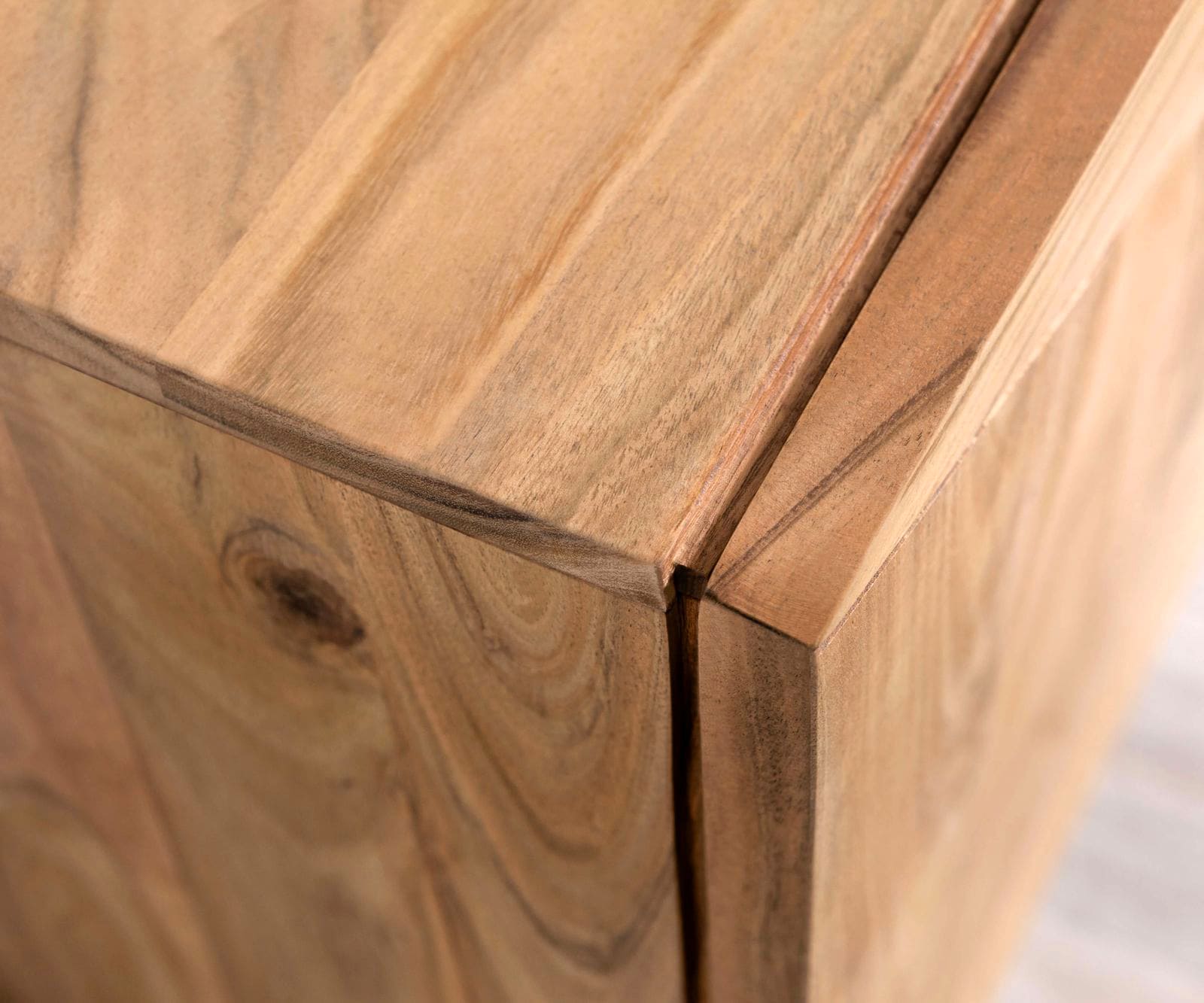 Design-buffet Wyatt 175 cm 3D optique centrale acacia naturel acier inoxydable 1 Design-buffet Wyatt 175 cm 3D optique centrale acacia naturel acier inoxydable 1
