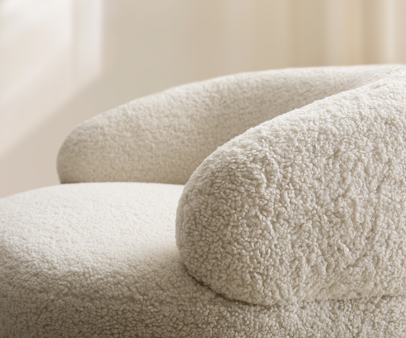 Fauteuil-Lounge  Nova 88 x 88 cm, tissu Teddy beige 4