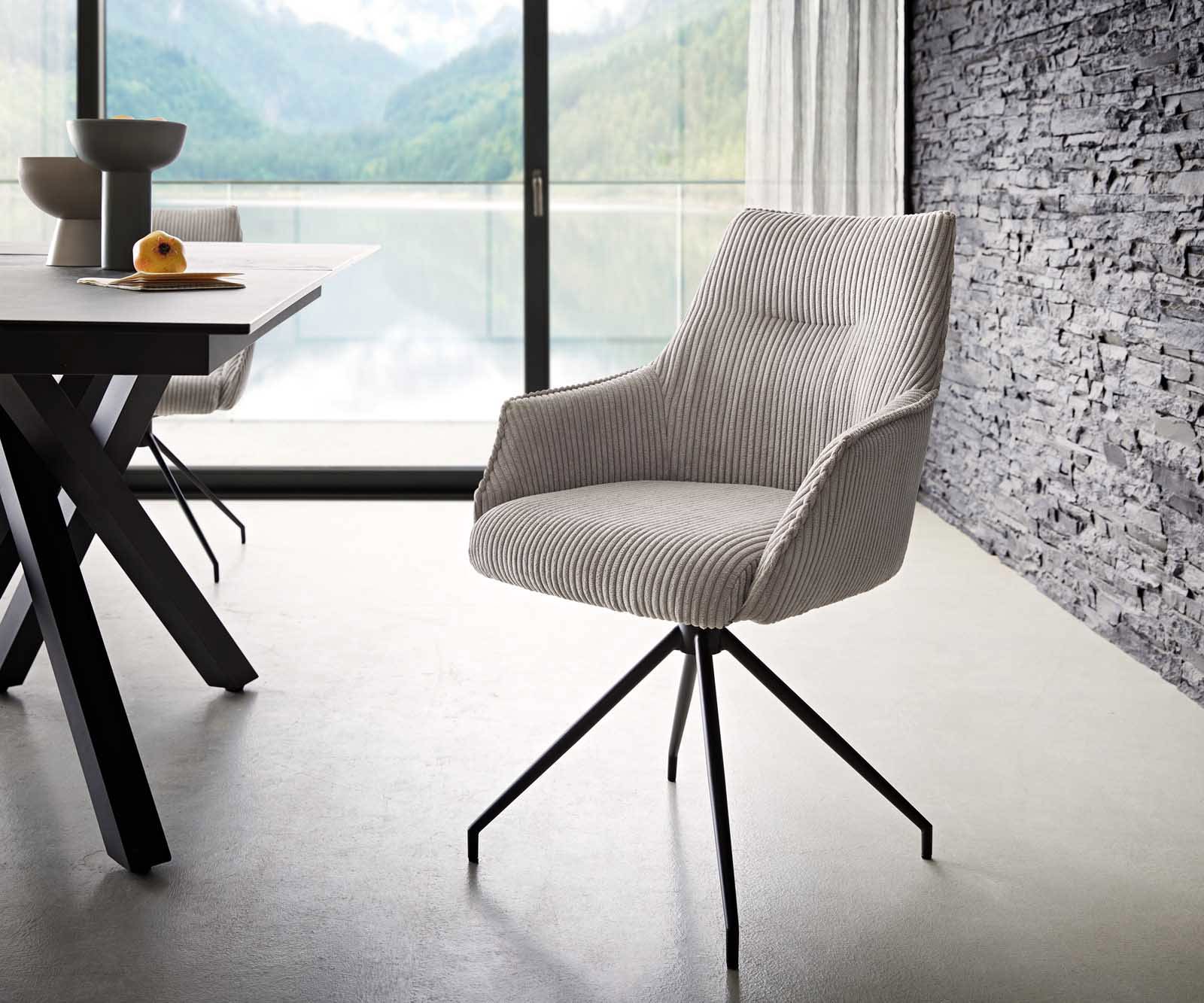 Chaise-pivotante Alja-Flex avec accoudoirs côtelé gris argenté pied croisé conique noir pivotement sur 180° ressorts ensachés