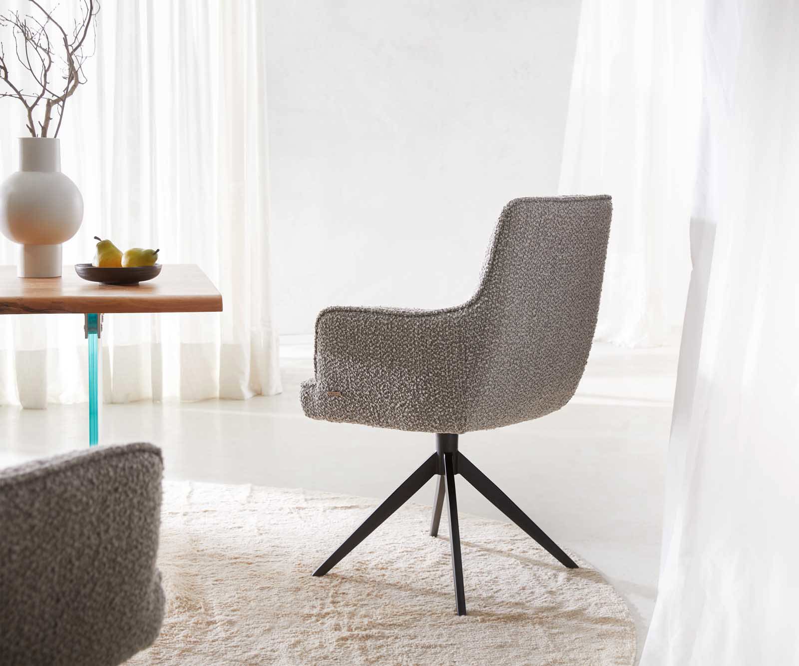 Chaise-pivotante Heira-Flex avec accoudoirs bouclé gris argenté pied croisé large noir pivotement sur 360° ressorts ensachés 4 Chaise-pivotante Heira-Flex avec accoudoirs bouclé gris argenté pied croisé large noir pivotement sur 360° ressorts ensachés 4