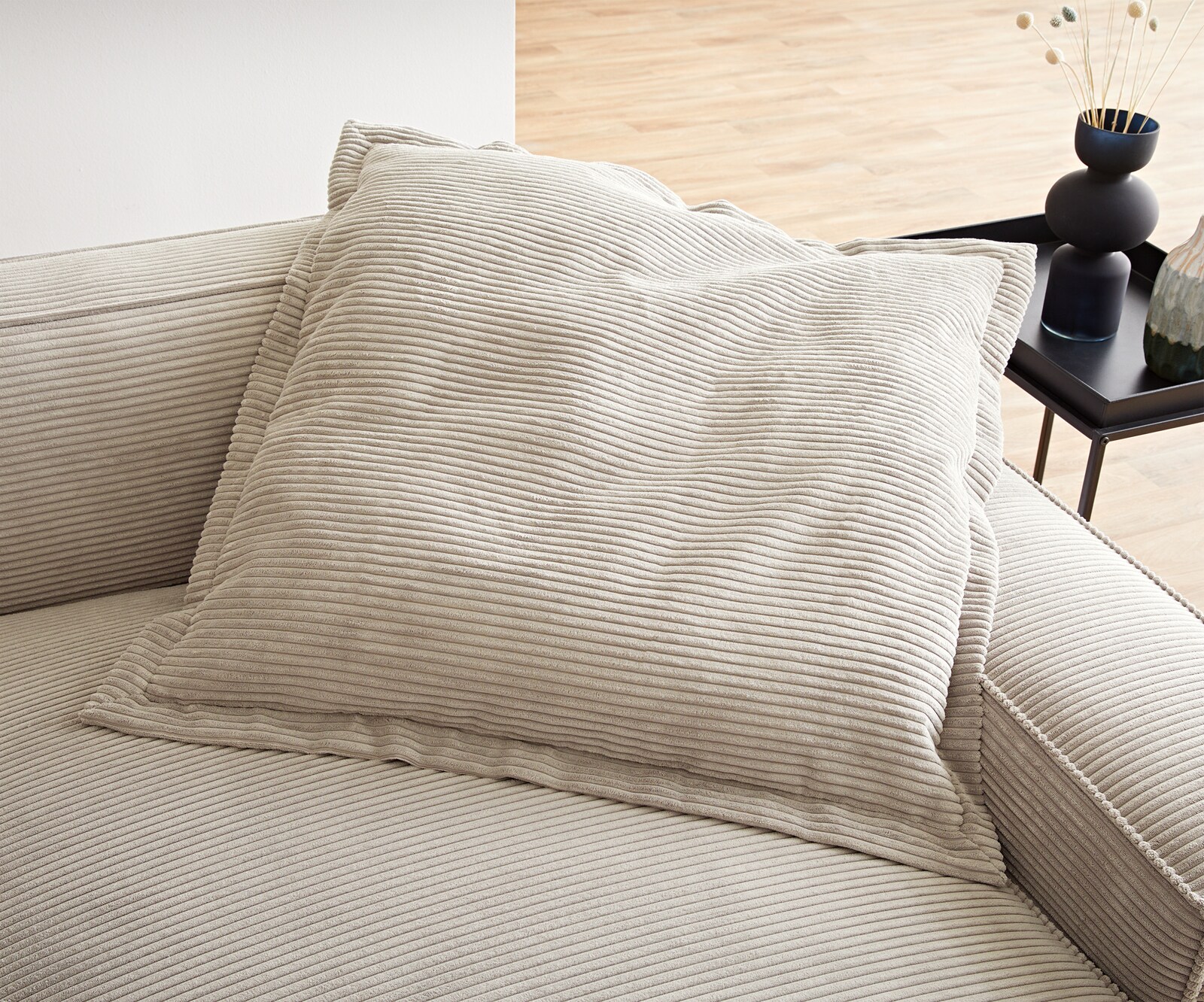 Coussin-à-lancer Sirpio 70x70 velours côtelé beige 3