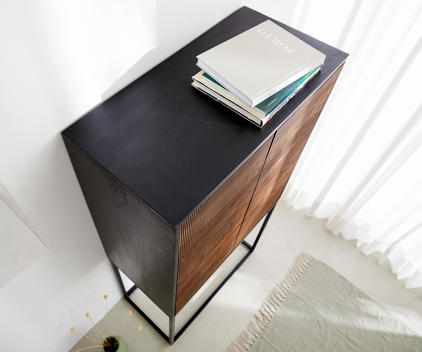 Buffet-haut Vaag 80x150 cm Sheesham Nature Manguier Noir Métal Noir 2 portes 3 Buffet-haut Vaag 80x150 cm Sheesham Nature Manguier Noir Métal Noir 2 portes 3