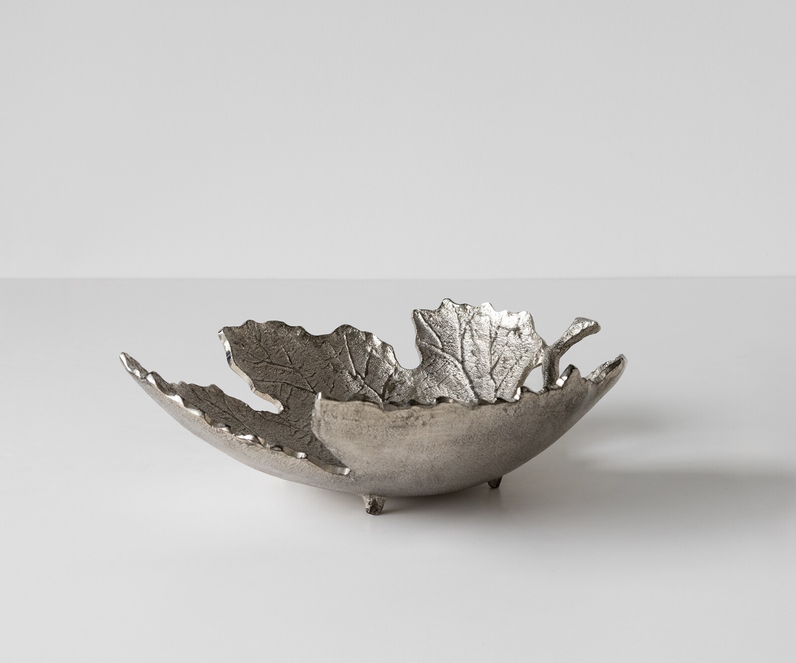 Coupe décorative Folia l41 x P38 x H12 cm Aluminium Platin Faite main