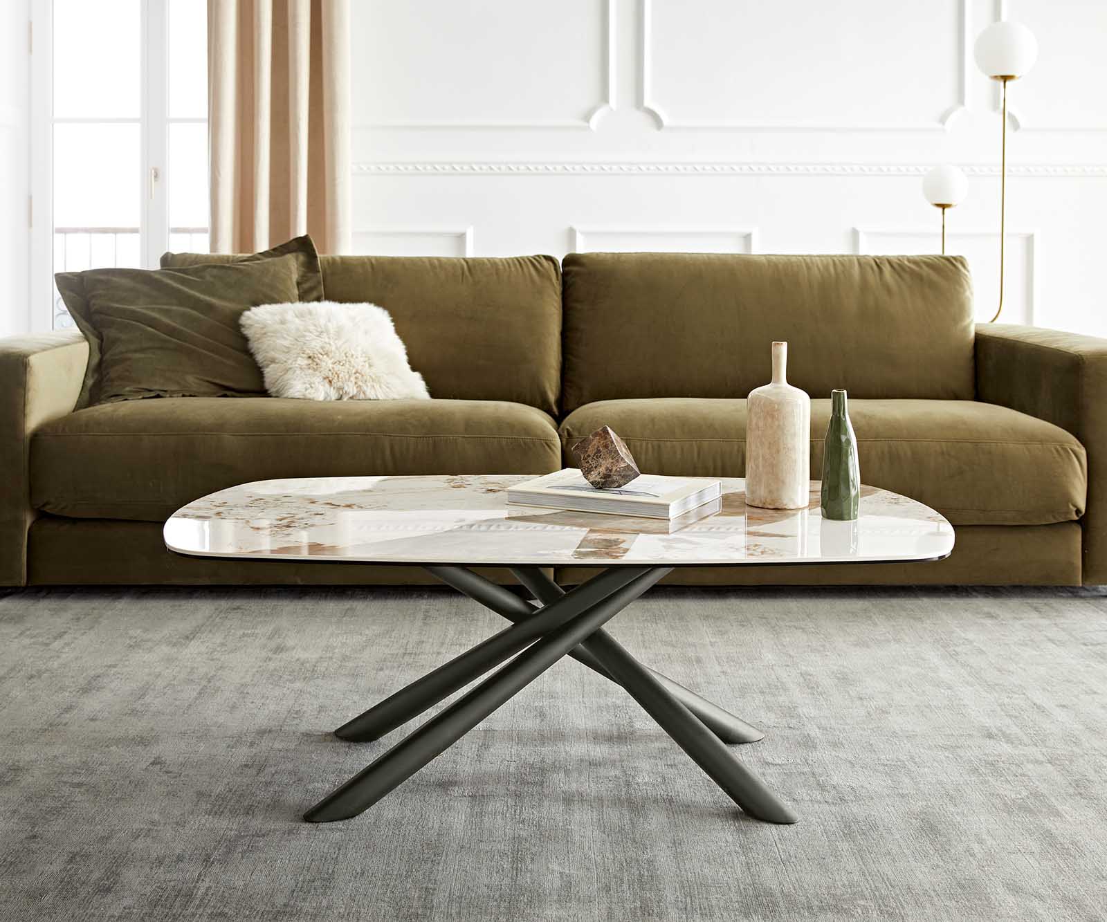 Table-basse Sarita 120x70 cm céramique Minas Melange blanc-beige piètement finition effet titane 2 Table-basse Sarita 120x70 cm céramique Minas Melange blanc-beige piètement finition effet titane 2