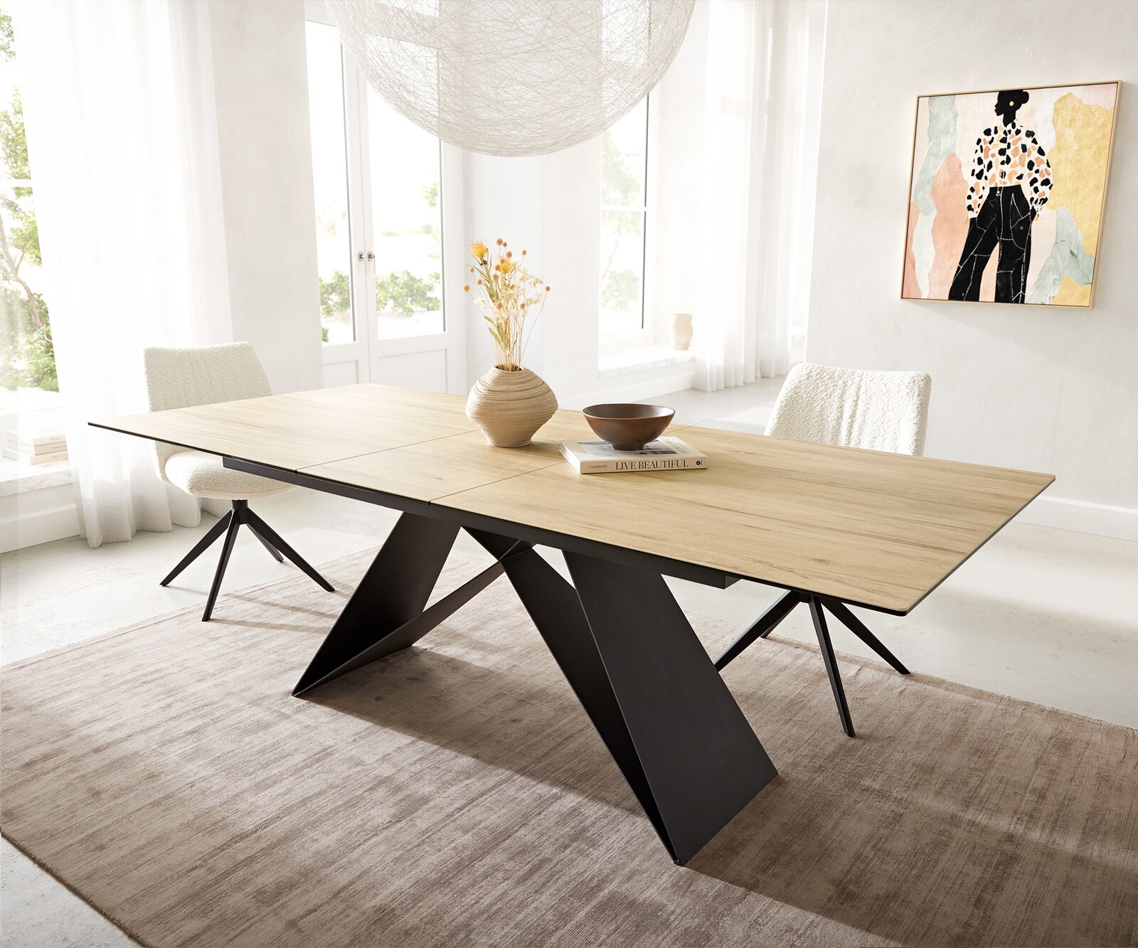 Table à manger Edge 180-220x100 céramique Laminam® Sabbia couleur chêne cadre en V acier plat noir extensible 1