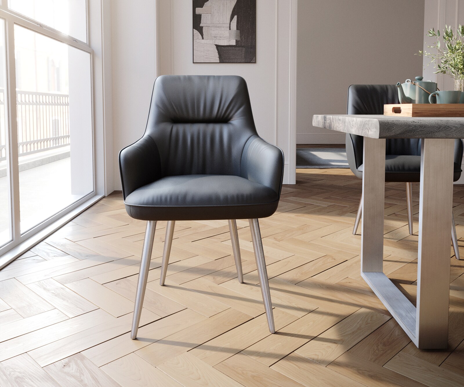 Chaise-de-salle-à-manger Zelia-Flex avec accoudoirs cuir de vache noir 4 pieds coniques acier inoxydable brossé ressorts ensachés 1 Chaise-de-salle-à-manger Zelia-Flex avec accoudoirs cuir de vache noir 4 pieds coniques acier inoxydable brossé ressorts ensachés 1