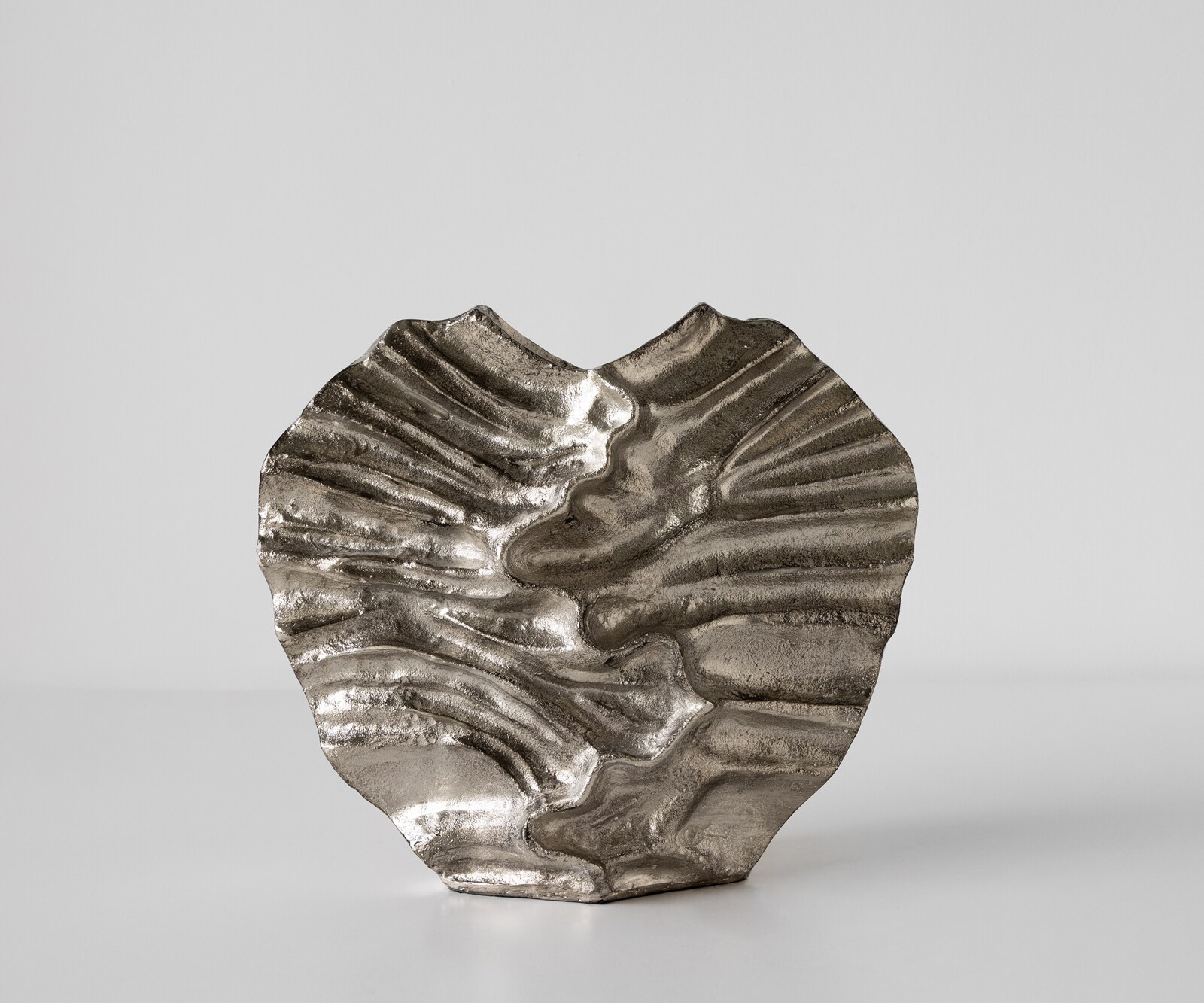 Vase Nerina l47 x P18 x H42 cm Aluminium Platin Fait main 1