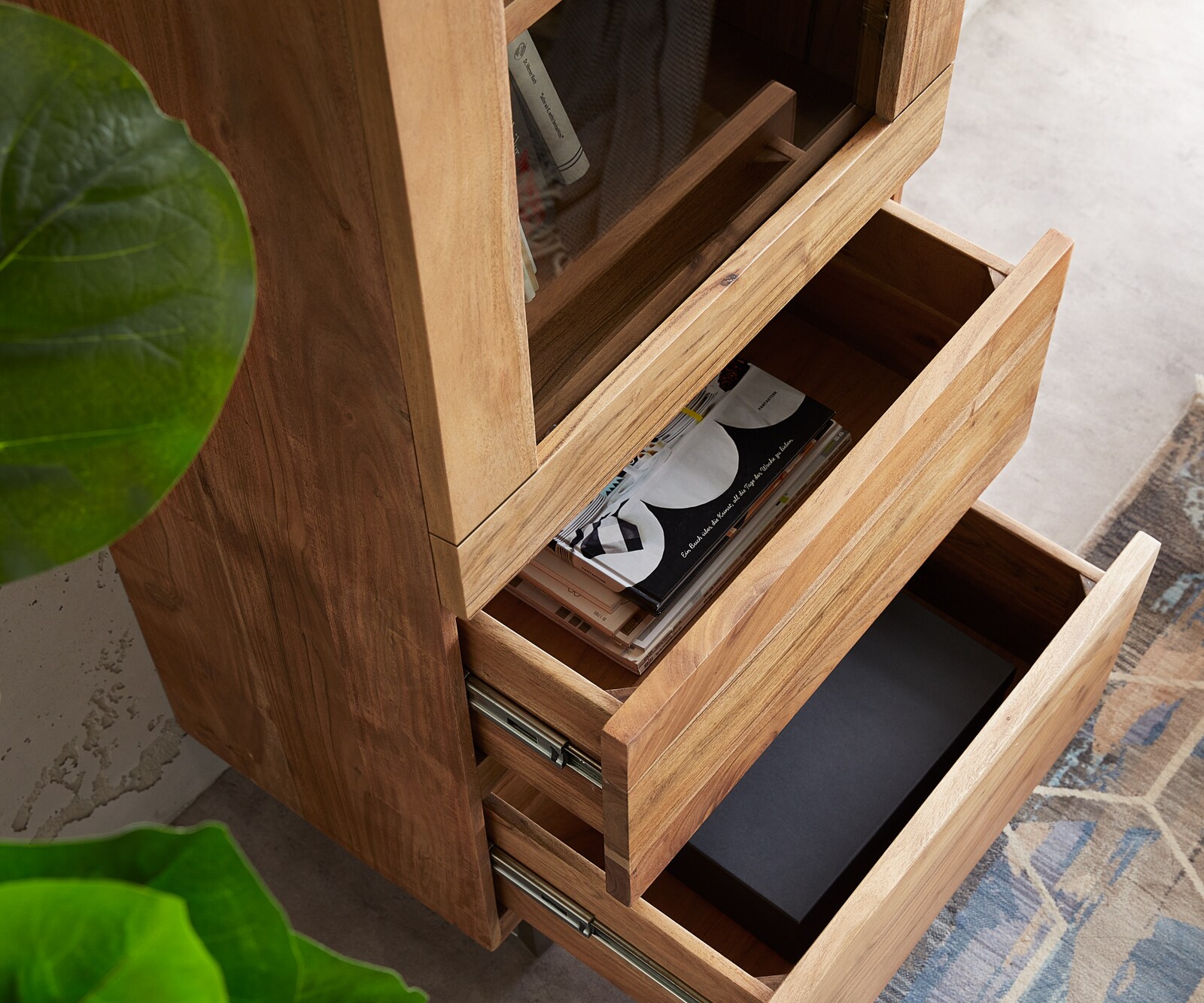Vitrine Live-Edge 60x190 cm acacia naturel bordure de tronc d'arbre 1 porte 2 tiroirs massif 3