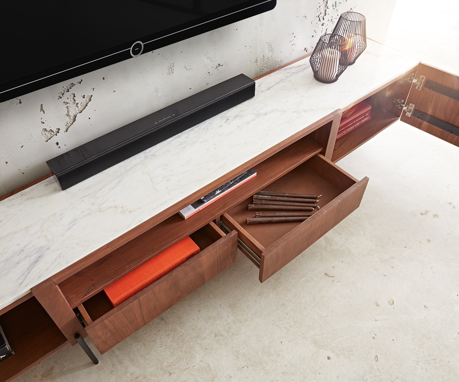 Meuble-TV Secara 220 cm acacia marron 2 portes 2 tiroirs marbre flottant 4 Meuble-TV Secara 220 cm acacia marron 2 portes 2 tiroirs marbre flottant 4