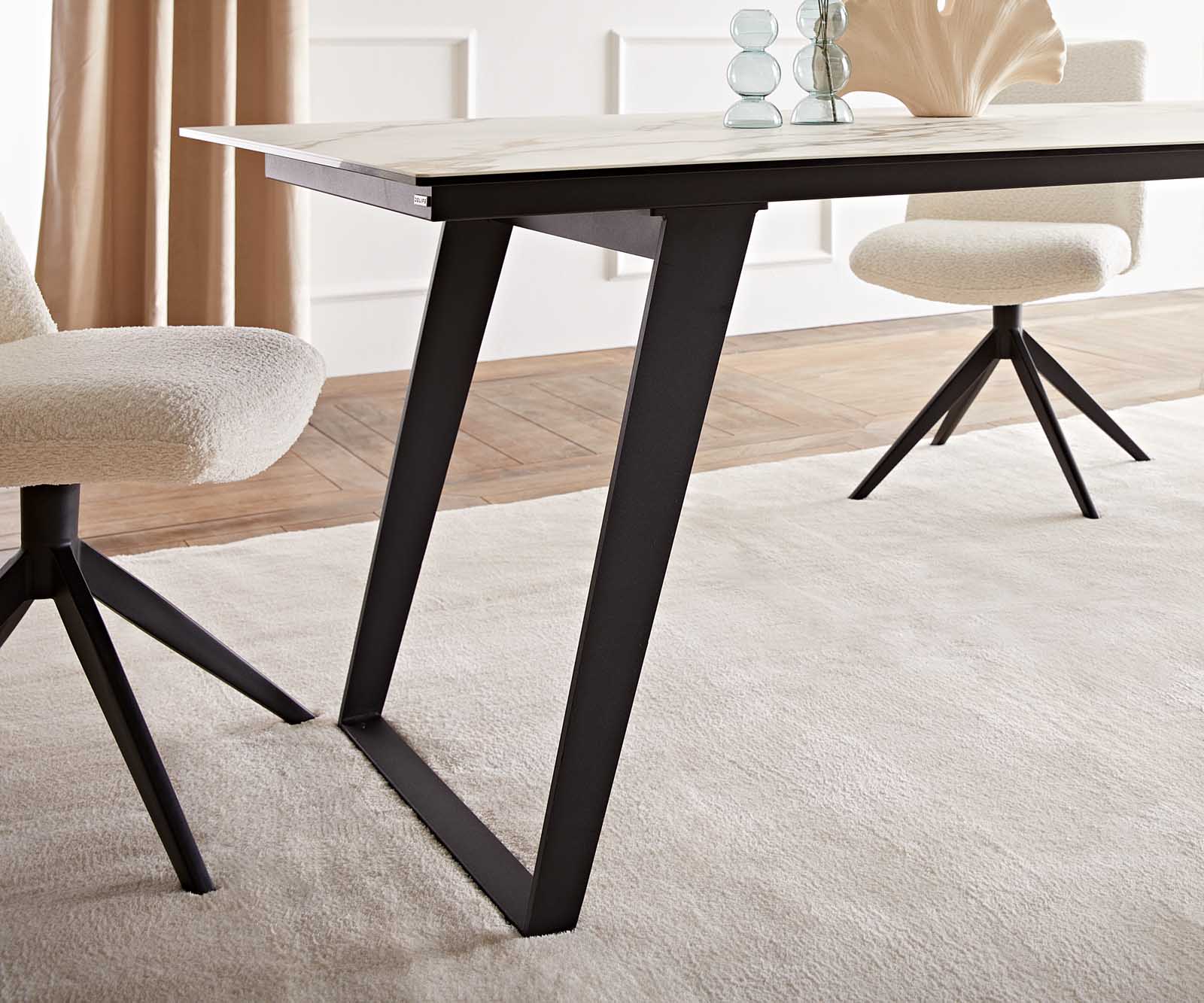 Table à manger Edge 200x100 céramique Calacatta Luxe blanc-doré-gris métal incliné noir 7