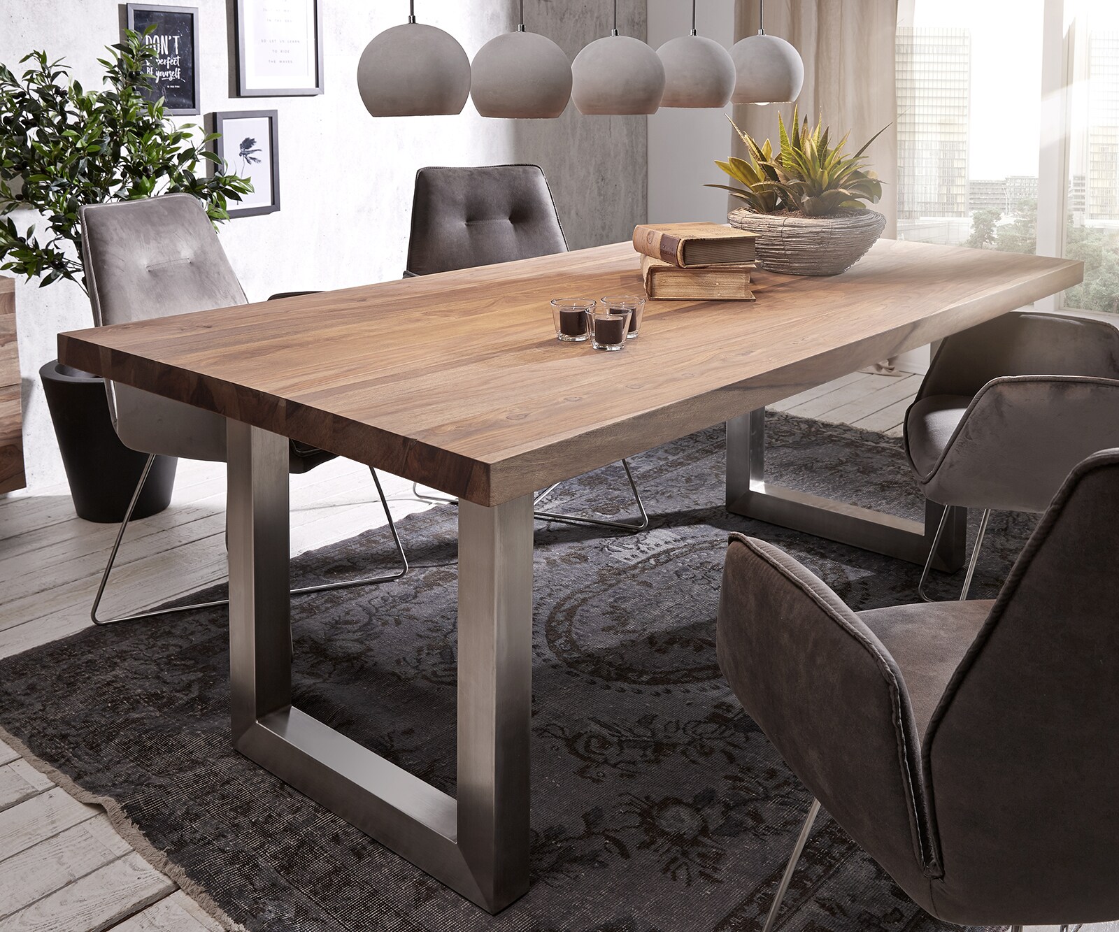 Table-à-manger Classic-Edge en bois massif 4