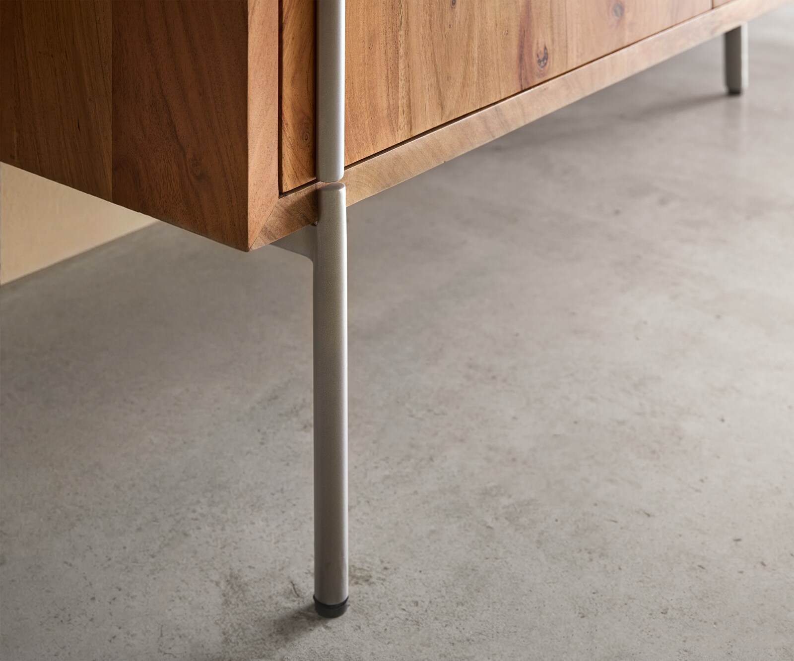 Buffet Rivoro 210 cm acacia naturel 4 portes 6