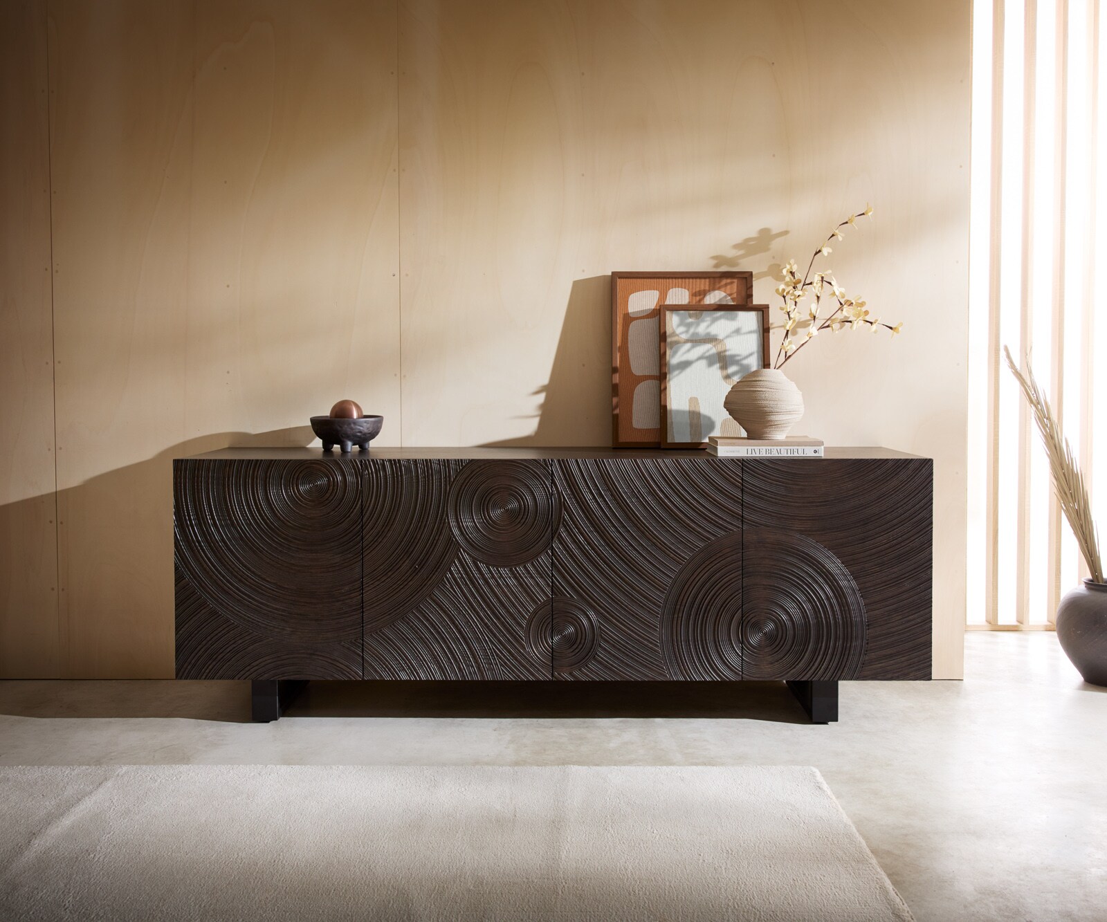 Buffet Ashara 200 cm Frêne brun foncé Effet 3D 4 portes Patins métalliques noirs 2
