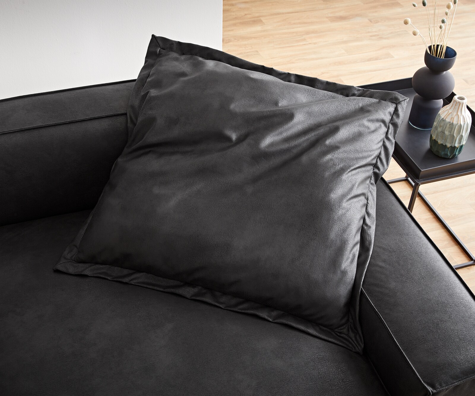 Coussin-à-lancer Sirpio 70x70 simili cuir vintage anthracite 4