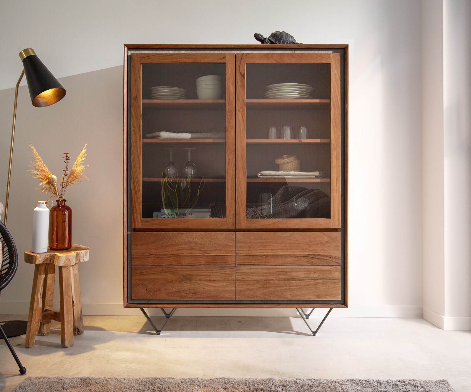 Buffet-Haut Stonegrace 120x150 cm acacia marron plaqué pierre 2 portes 4 tiroirs pied en V noir 1