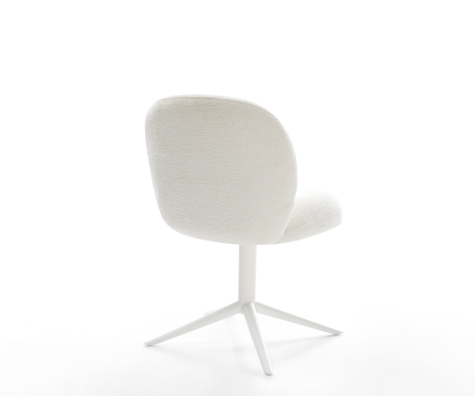 Chaise-pivotante Nube-Flex bouclé doux beige pied de chaise 4 branches blanc pivotement sur 360° fonction bascule resorts ensachés 5