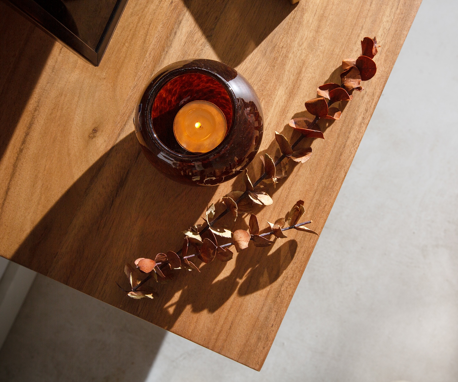 Buffet bas Stonegrace 145 cm acacia nature 3 portes placage en pierre flottant 3 Buffet bas Stonegrace 145 cm acacia nature 3 portes placage en pierre flottant 3