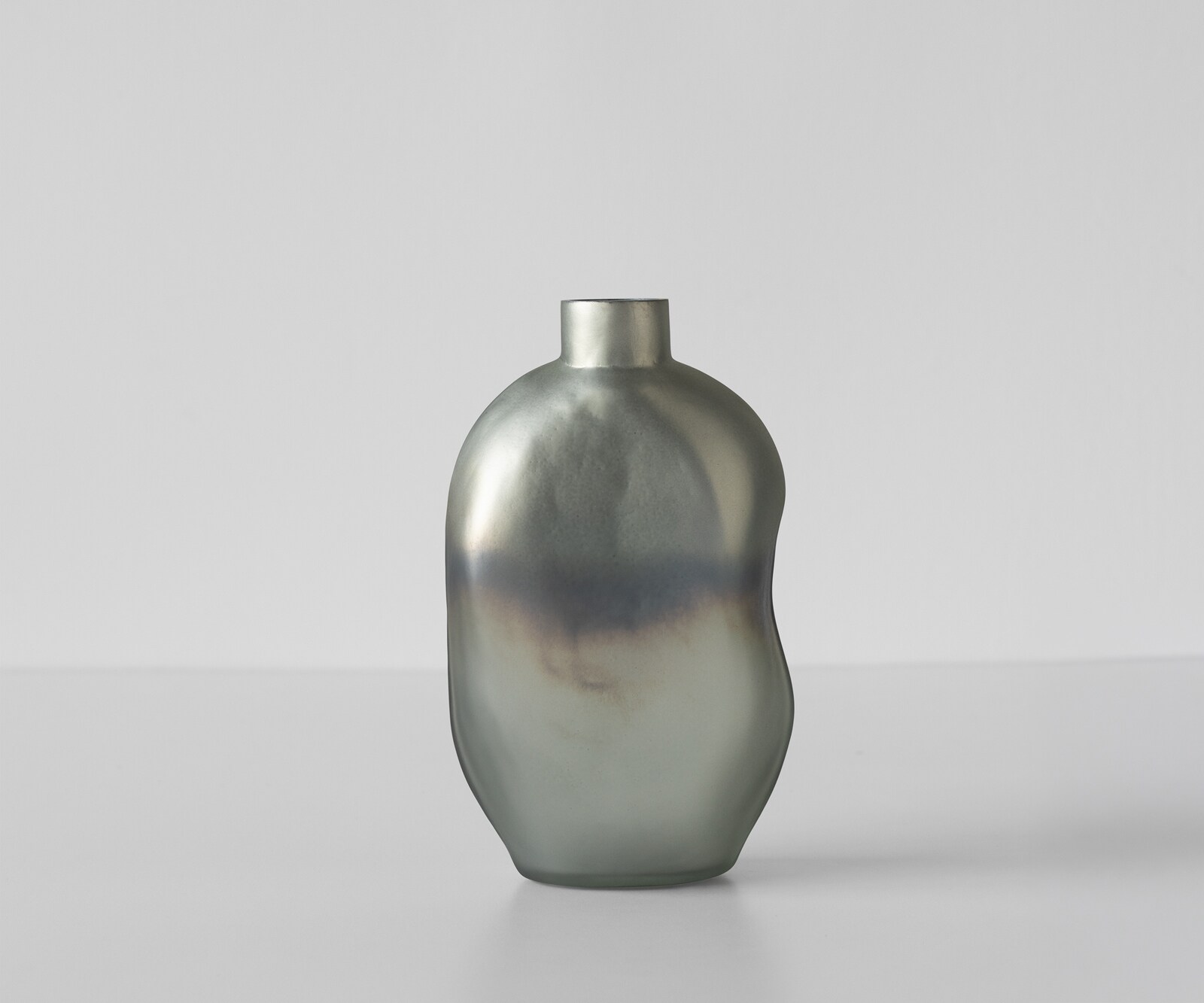 Vase Mireva l15 x P9 x H27 cm Verre Aurora Soufflé à la bouche 1