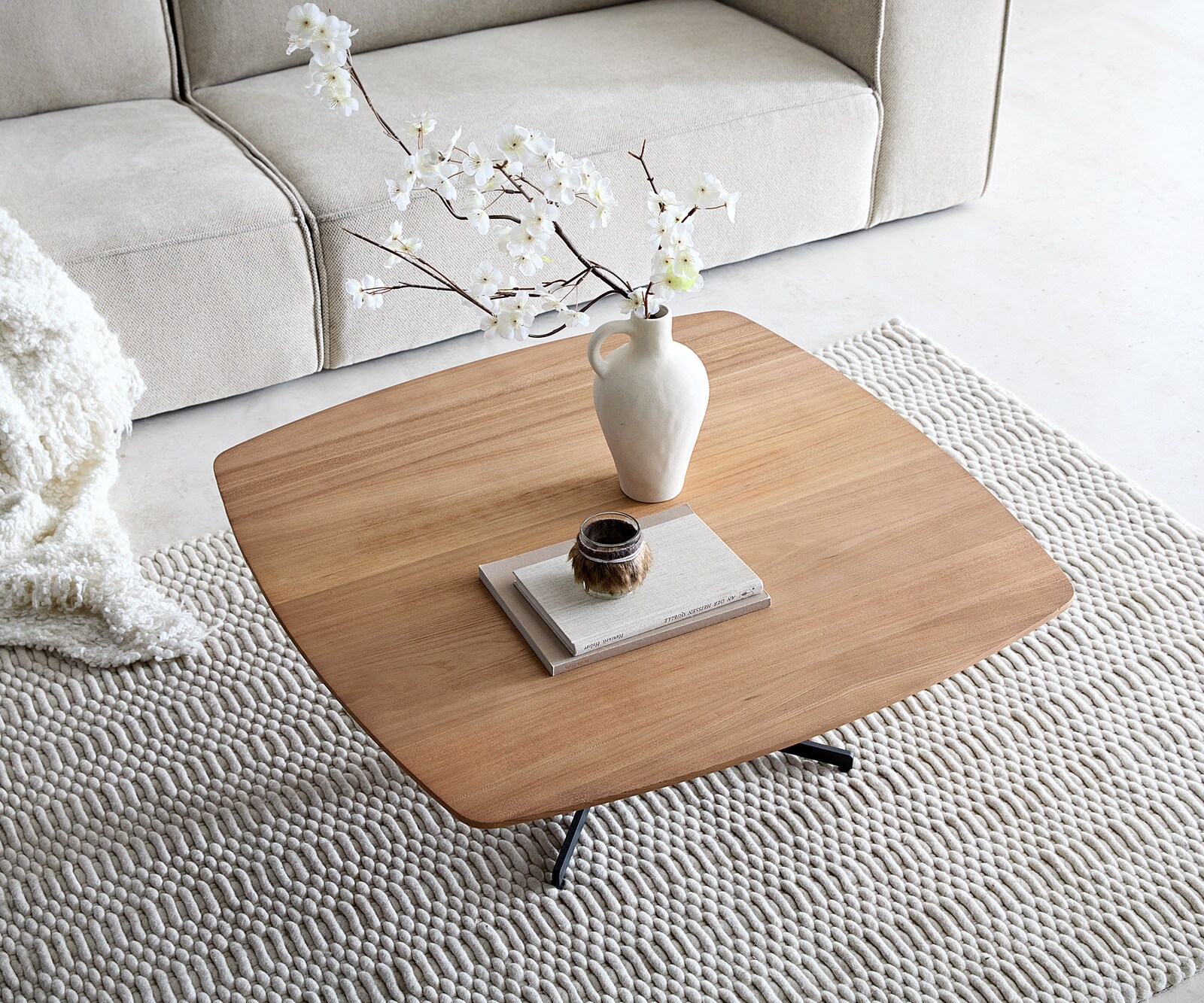 Table basse Talita 90x90 cm orme naturel métal effet titane 4