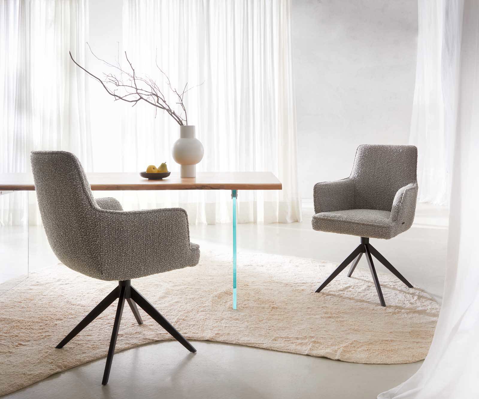 Chaise-pivotante Heira-Flex avec accoudoirs bouclé gris argenté pied croisé large noir pivotement sur 360° ressorts ensachés 5 Chaise-pivotante Heira-Flex avec accoudoirs bouclé gris argenté pied croisé large noir pivotement sur 360° ressorts ensachés 5