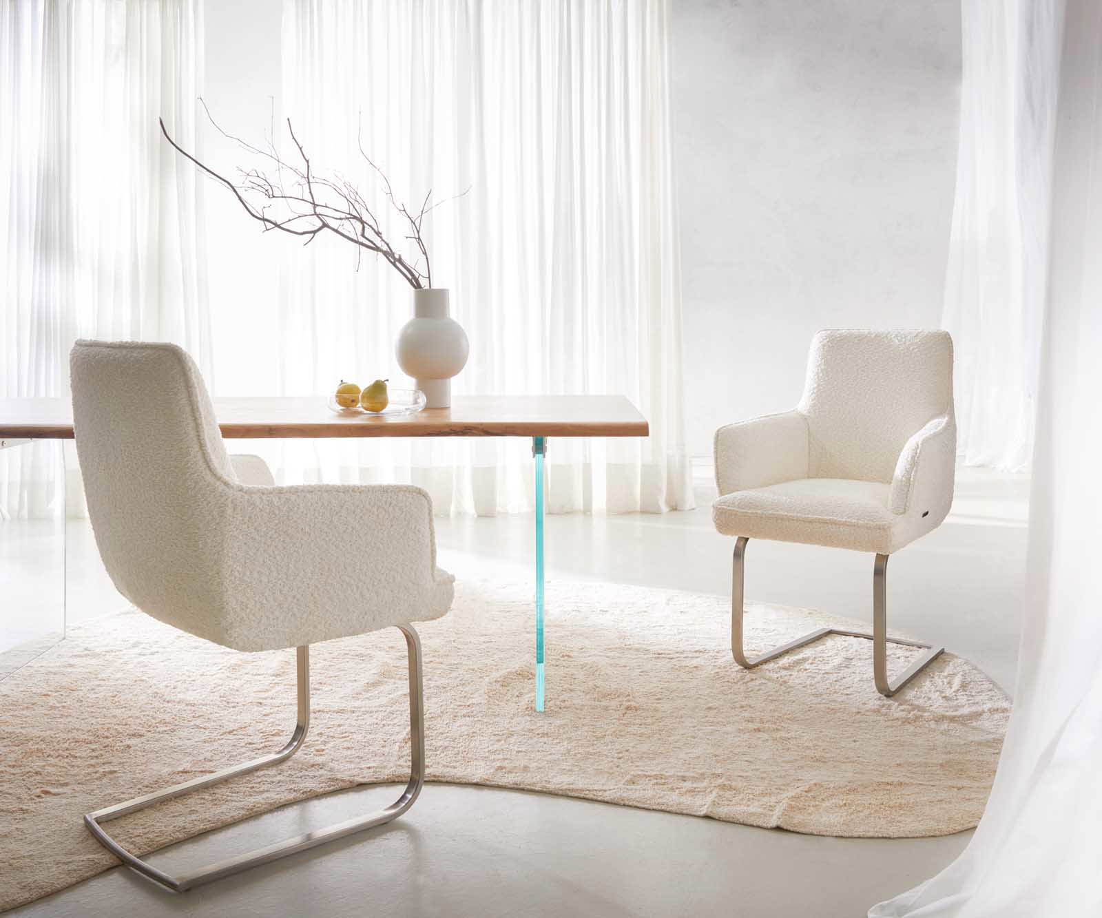 Cantilever Heira-Flex avec accoudoirs bouclé blanc pied cantilever plat acier inoxydable brossé ressorts ensachés 5 Cantilever Heira-Flex avec accoudoirs bouclé blanc pied cantilever plat acier inoxydable brossé ressorts ensachés 5