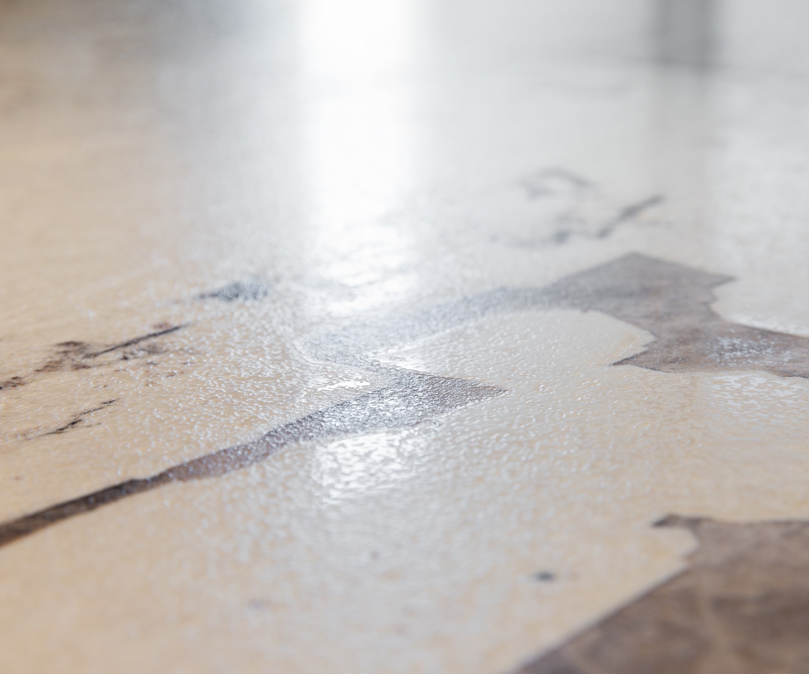 Table à manger Edge Boot 240x120 Céramique Iris FMG Patagonia Lappato Zenthara Angulaire Métal Effet Finition Titane 4