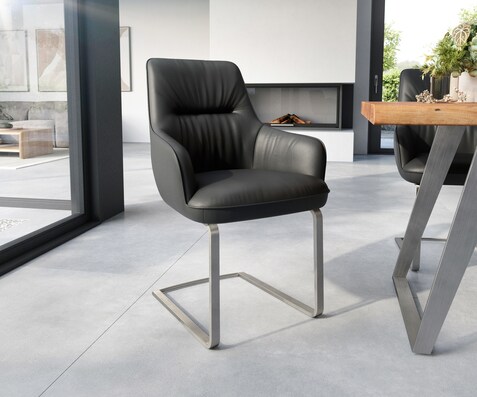 Cantilever Zelia-Flex avec accoudoirs cuir de vache noir pied cantilever plat acier inoxydable brossé ressorts ensachés