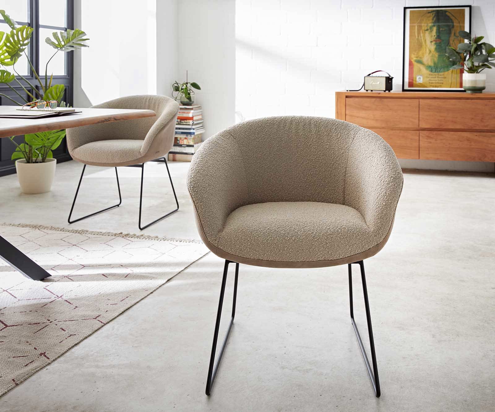 Chaise-de-salle-à-manger Vinka-Flex avec accoudoirs tissu mixte couleur boue pied trapèze noir ressorts ensachés 1 Chaise-de-salle-à-manger Vinka-Flex avec accoudoirs tissu mixte couleur boue pied trapèze noir ressorts ensachés 1