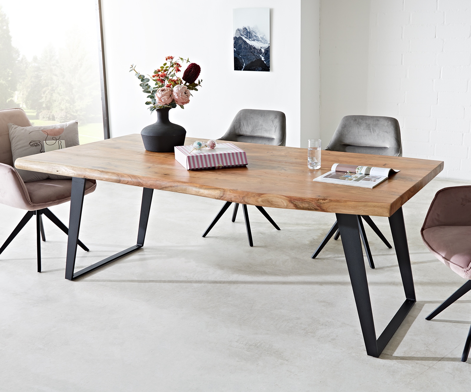 Table-à-manger Edge 200x100 XL acacia nature métal incliné Live-Edge Table-à-manger Edge 200x100 XL acacia nature métal incliné Live-Edge
