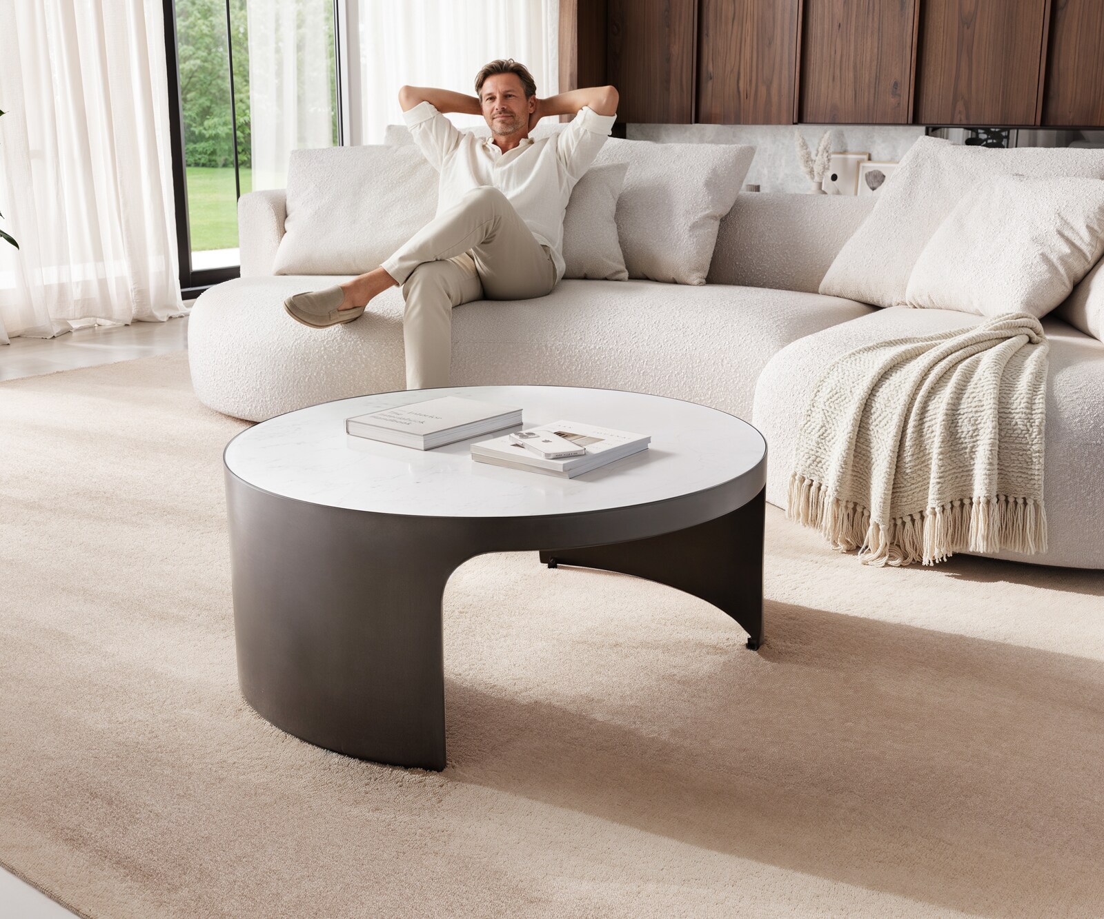 Table-basse Alerio 90x90 cm Marbre blanc Métal noir antique